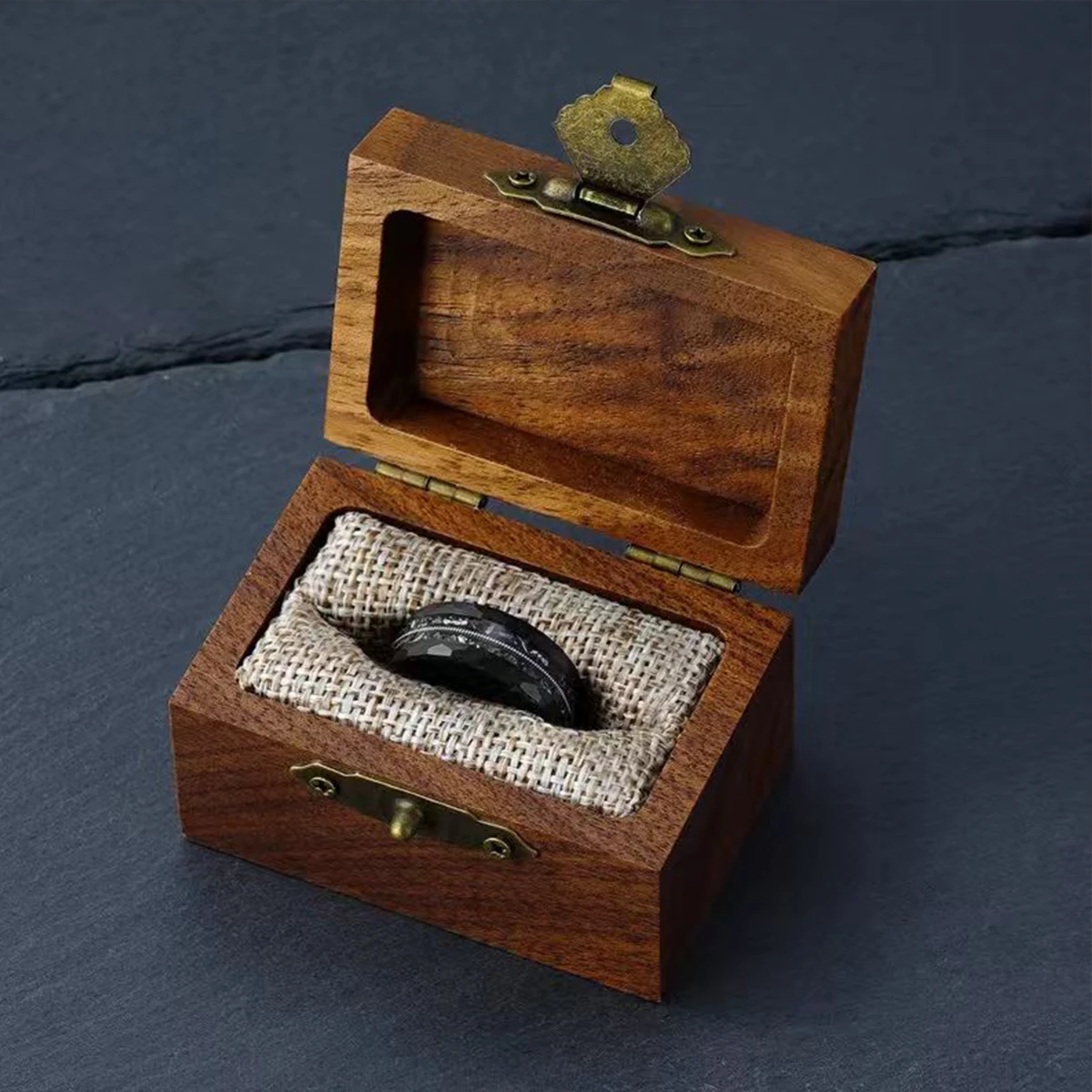 أسود 8 مللي متر خاتم كربيد التنغستن للرجل anillos باجو أوم باريجا دي بالتزام مجوهرات الأزياء خواتم الخطبة الفرقة الزفاف