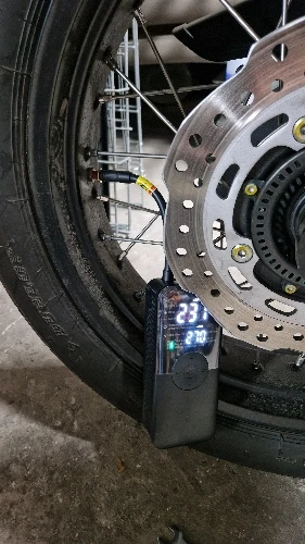 VanVolt AirGo™ Cordless Digital Tyre Inflator - Portable 150 PSI Air Pump photo review