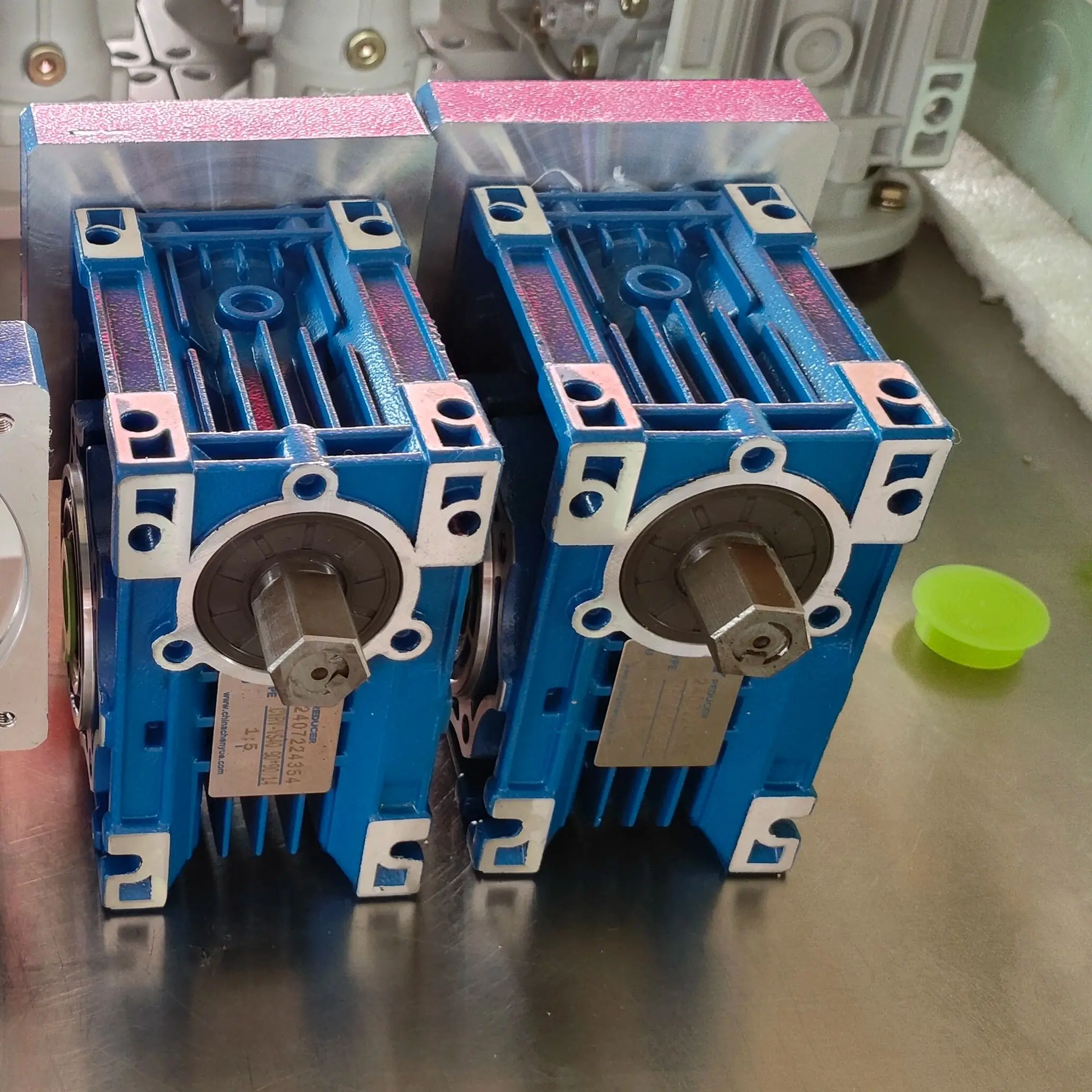 CHENYUE Worm Gearbox NMRW110-VS  CYRW110-VS Input 19/24/28/38 Output 42mm Ratio 5-100  Tin BronzeFree Maintenance