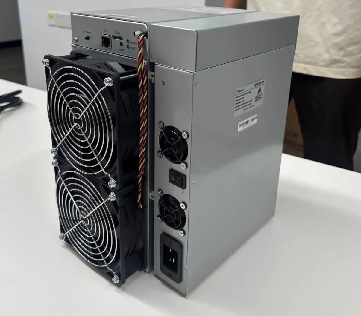 W!W Goldshell AE MAX II 540M 3200W Aleo Miner, Server ASIC per Criptovalute, Rig di Mining ASIC per Algoritmo ZkSNARK