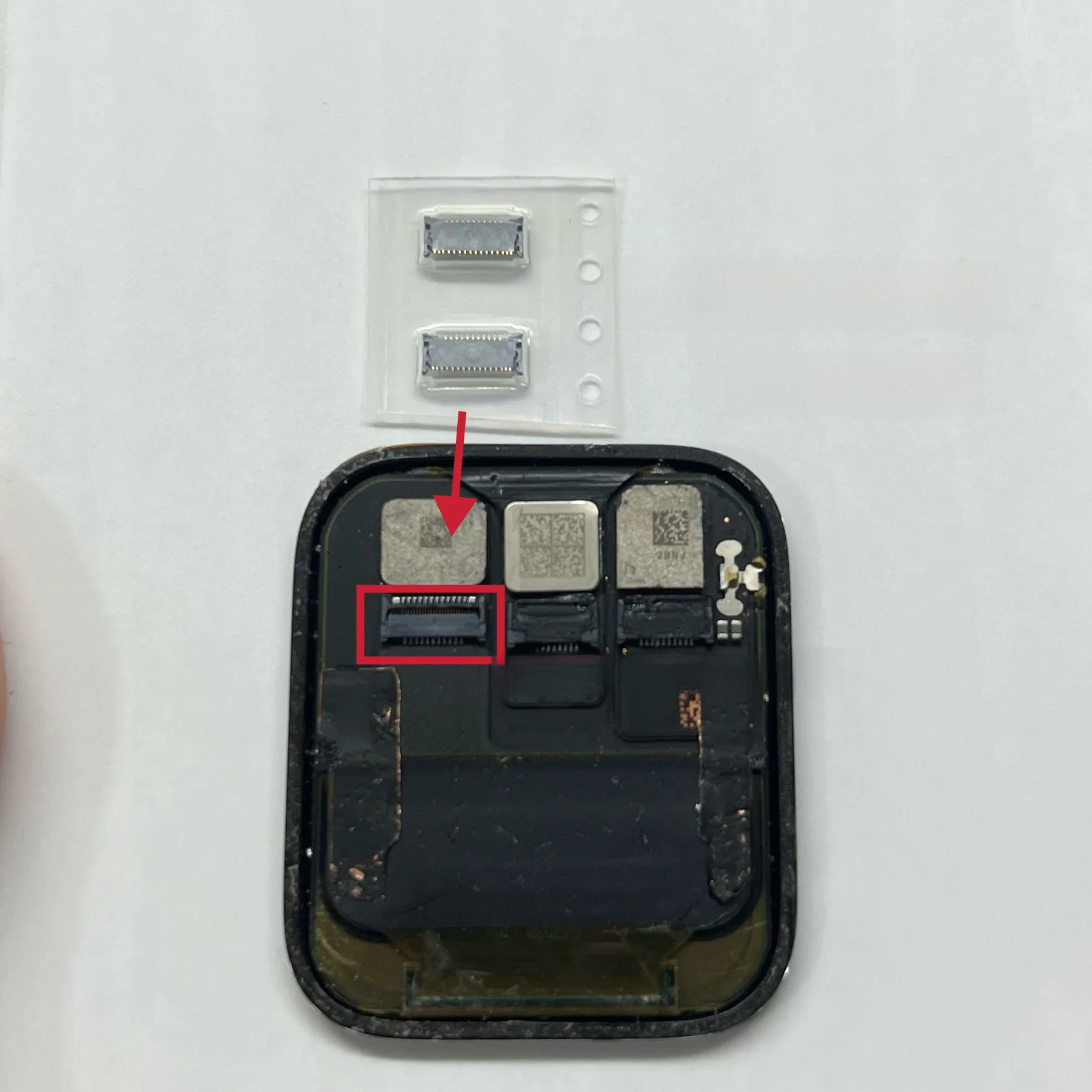 2 SZTUK Oryginalne złącze FPC do Apple iWatch Watch S4 5 6 7 8 Series 4 44MM 40MM Wyświetlacz LCD / Ekran dotykowy Kontakt na płycie głównej — zdjęcie 2