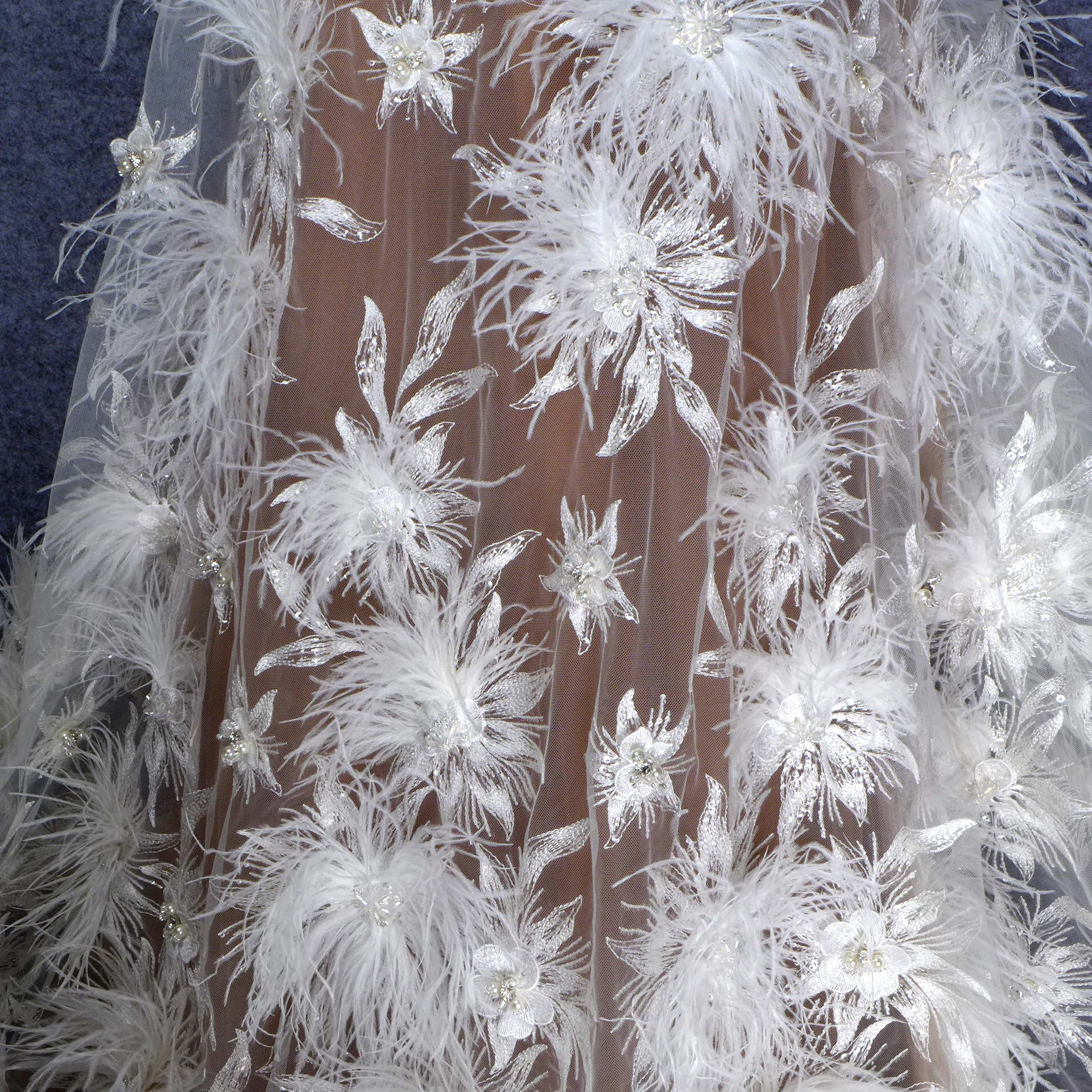 HelluyerDC Ivory 3D flowers feather beautiful lace fabric,black feathers lace for fashion,wedding,evening,dance gown by the yard
