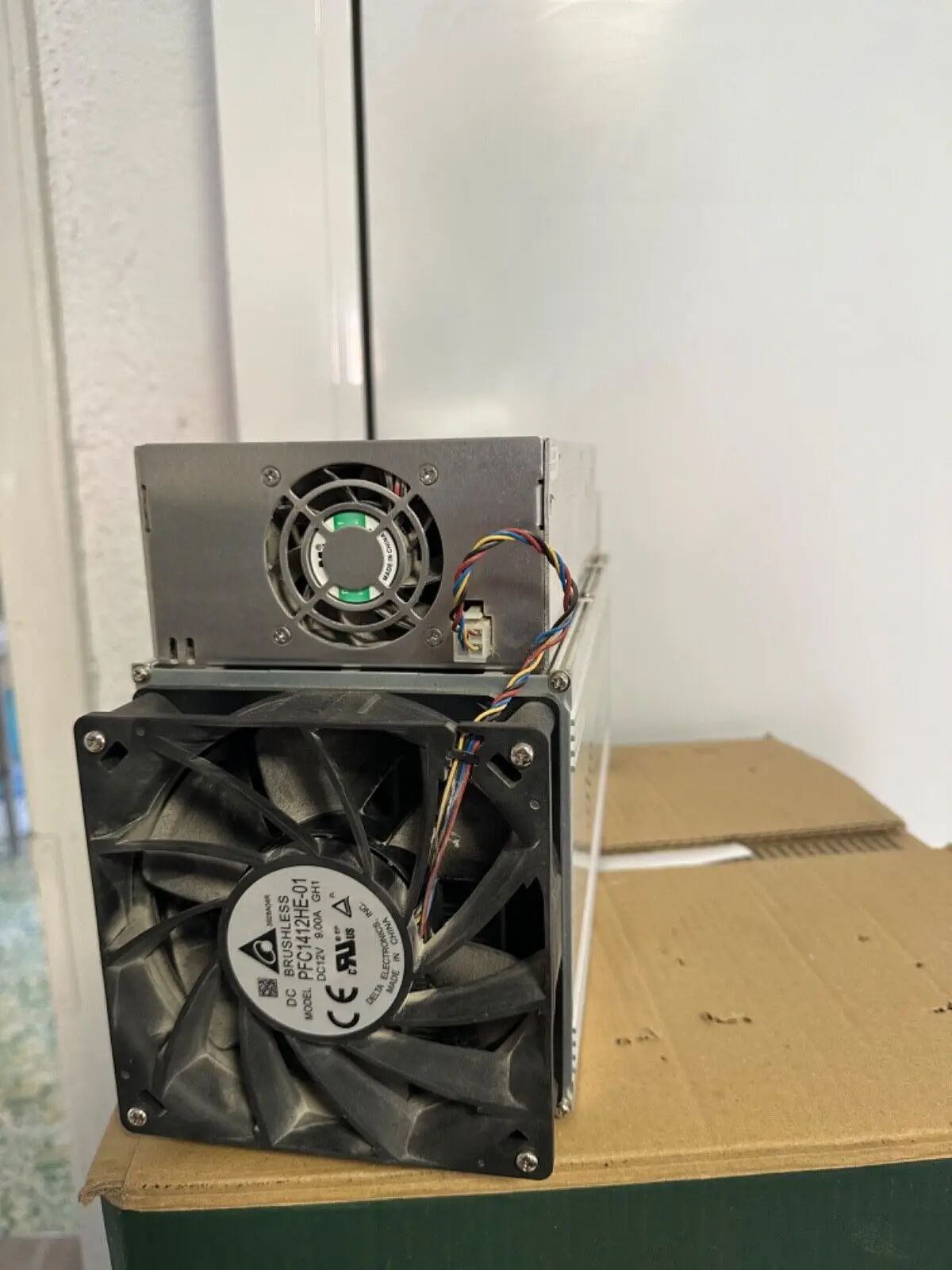 NA KUP 4, OTRZYMAJ 2 Whatsminer M60 172TH 3500 W