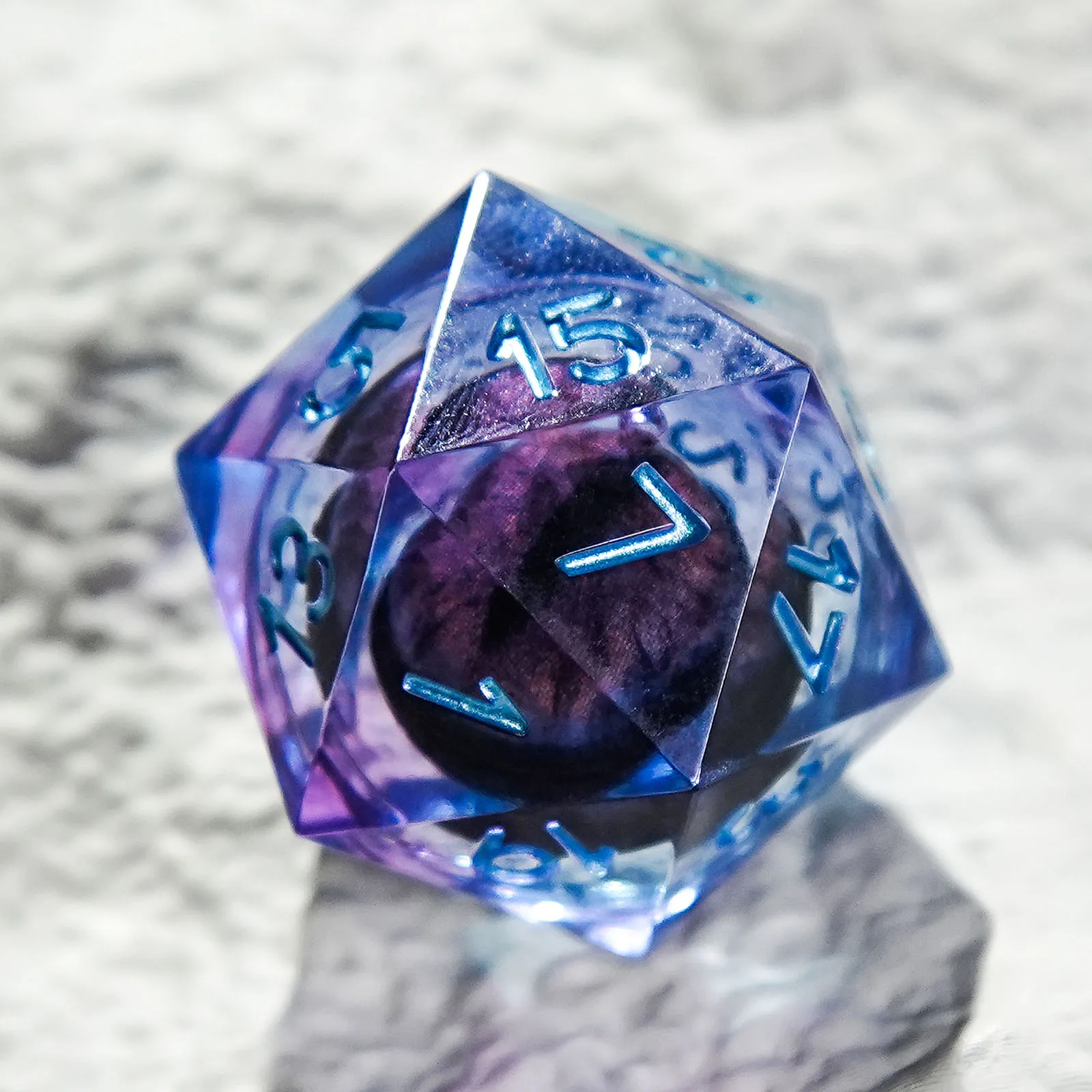 1-7pcs Dargon Eye DND Dice Set Cat Eye Purple Liquid Core Sharp Edge Handmade Polyhedral Resin Dice for Multi-Sided RPG D6~D20