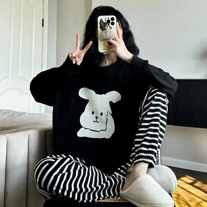 Damski zestaw piżamowy plus size 5XL 150KG na jesień, piżama z krótkim rękawem i dekoltem w serek, damska odzież nocna z nadrukiem kreskówkowym. — zdjęcie 2