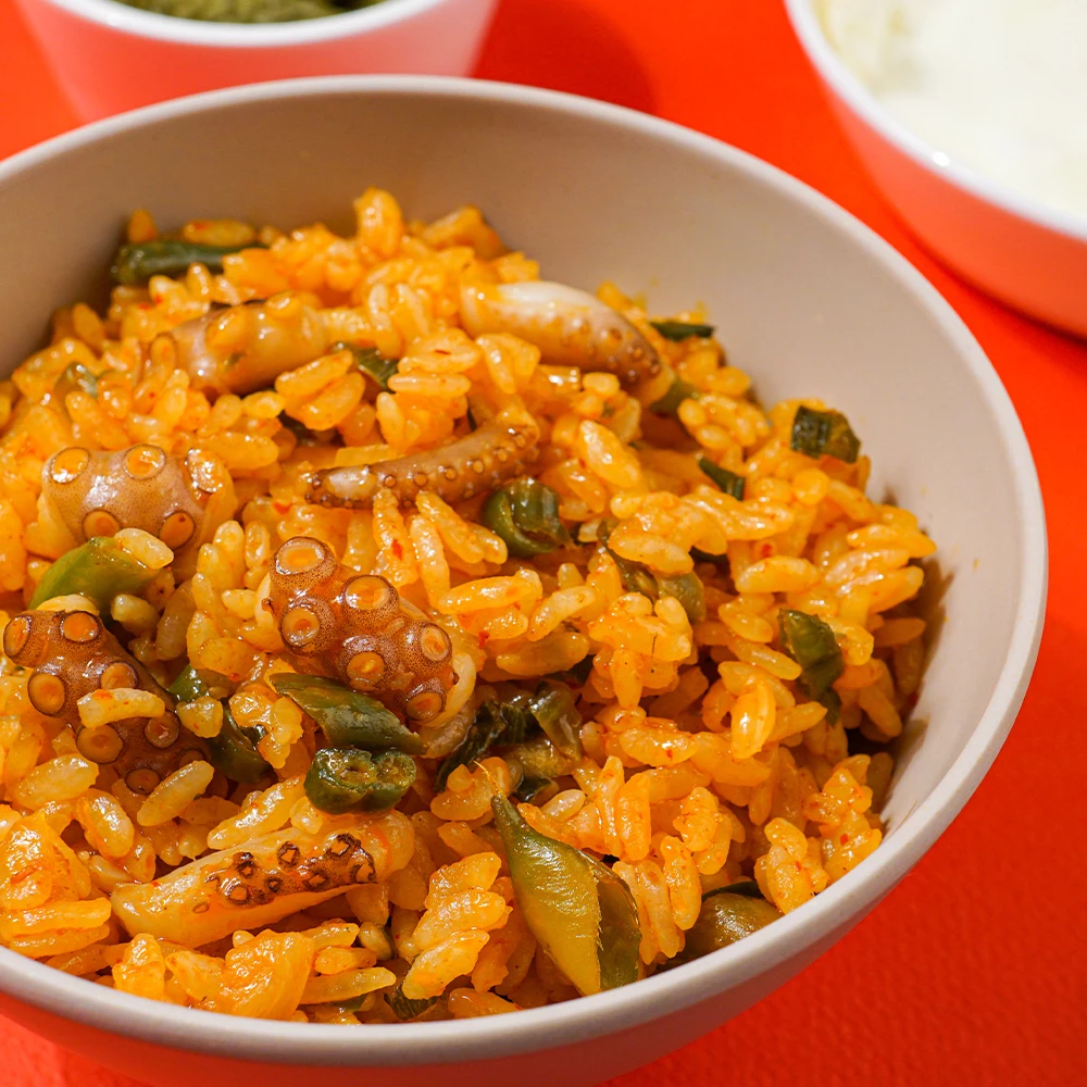 أومجي أوكتوبوس يقلب الأرز المقلي ، أرز مجمد جاهز فوراً للأكل ، صحن ، 10 عبوات #4