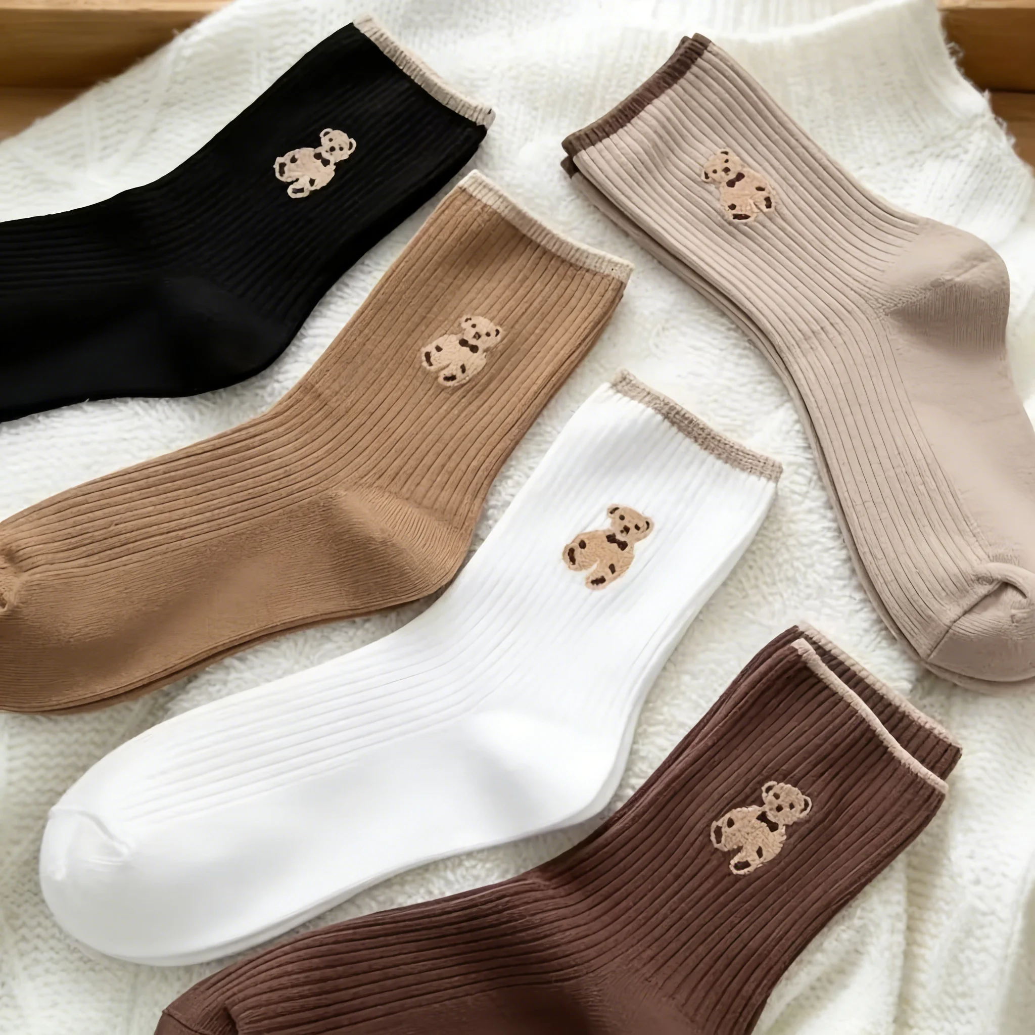 

Эти невероятные мягкие и уютные носки предназначены для предотвращения нежного тепло и комфорта в течение всего дня.