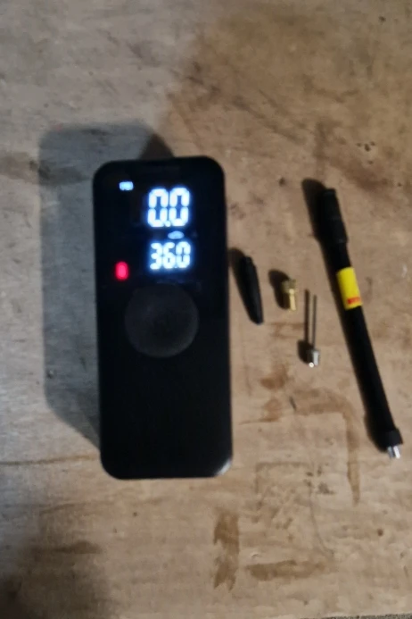 VanVolt AirGo™ Cordless Digital Tyre Inflator - Portable 150 PSI Air Pump photo review