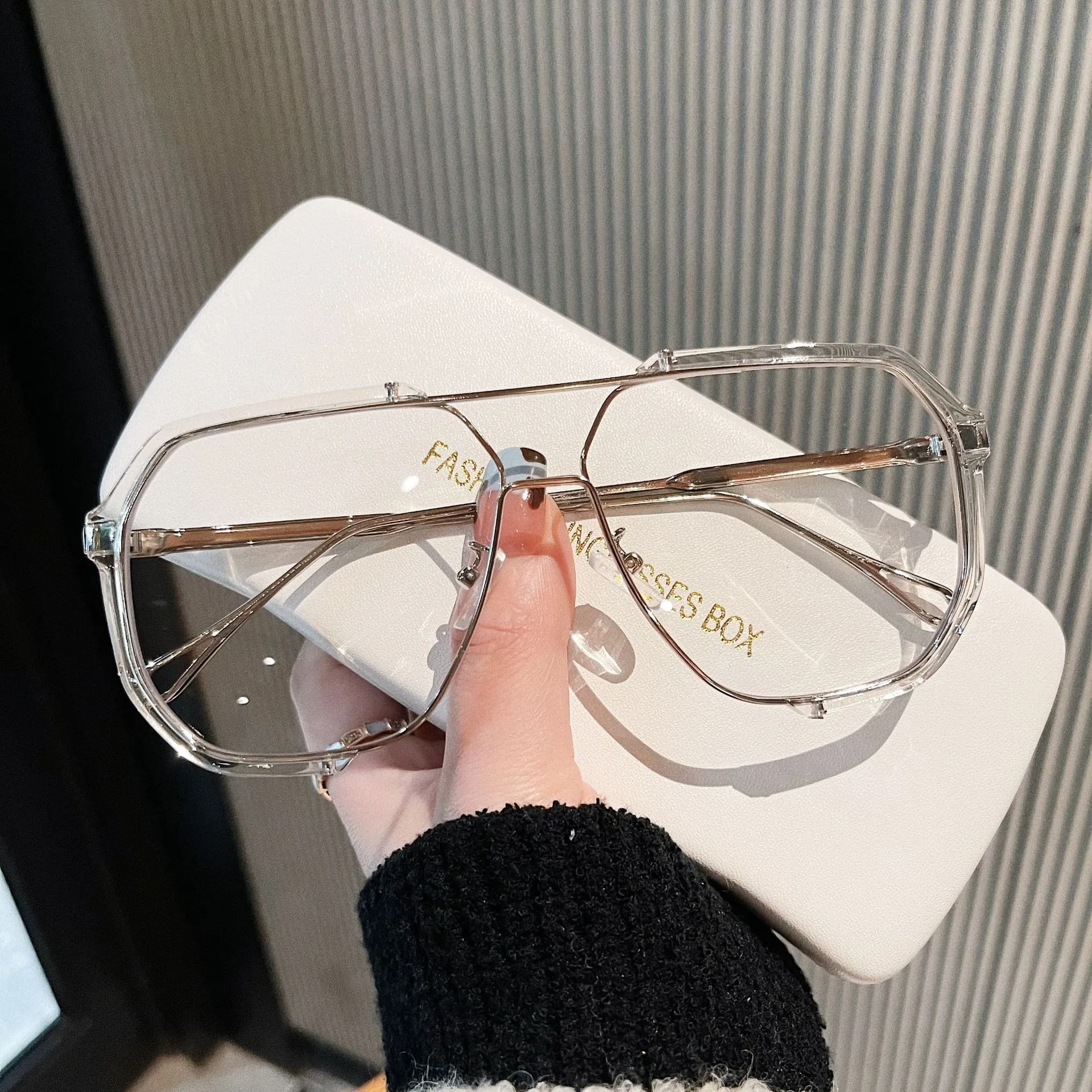 Übergroße Sonnenbrille Frauen Neue Einzigartige Einteilige Mode Sonnenbrillen für Männer UV400 Punk Gläser Trend Weibliche Brillen UV400 – Detail 8