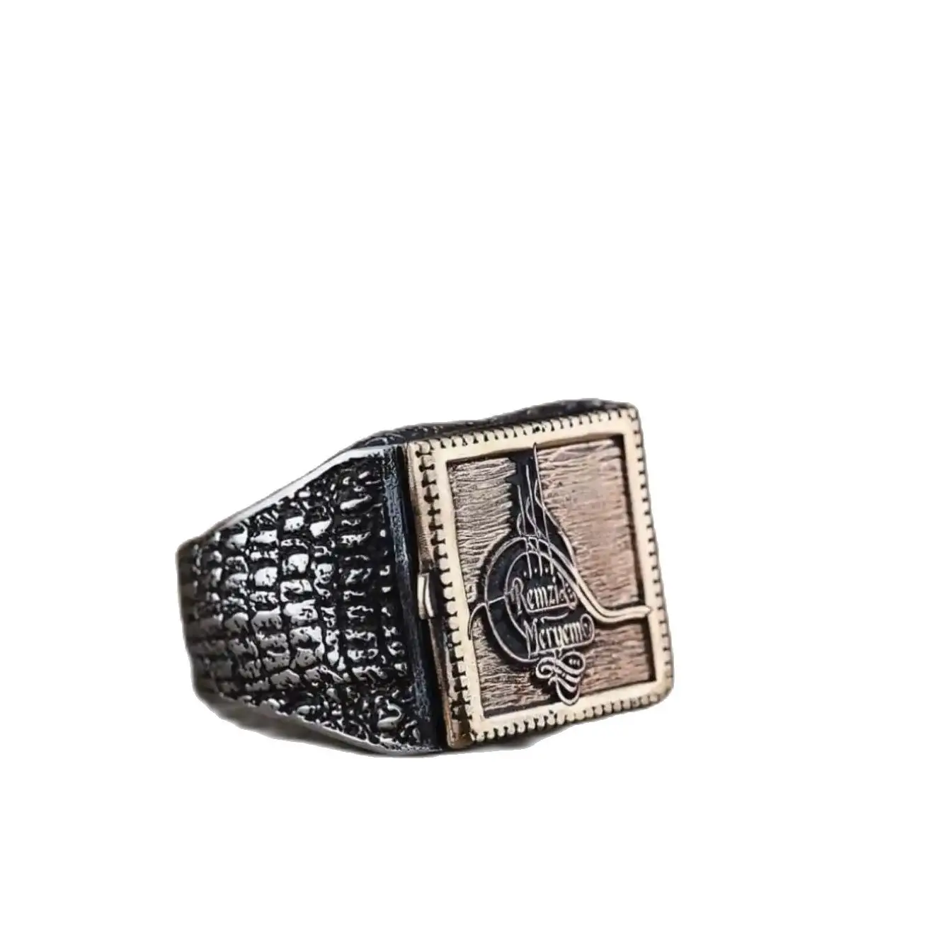 

Named Ottoman Tughra Covered Moon and Star Silver Ring, Square Format and Tree Bark Patterned Personalized Named Tugra 925K