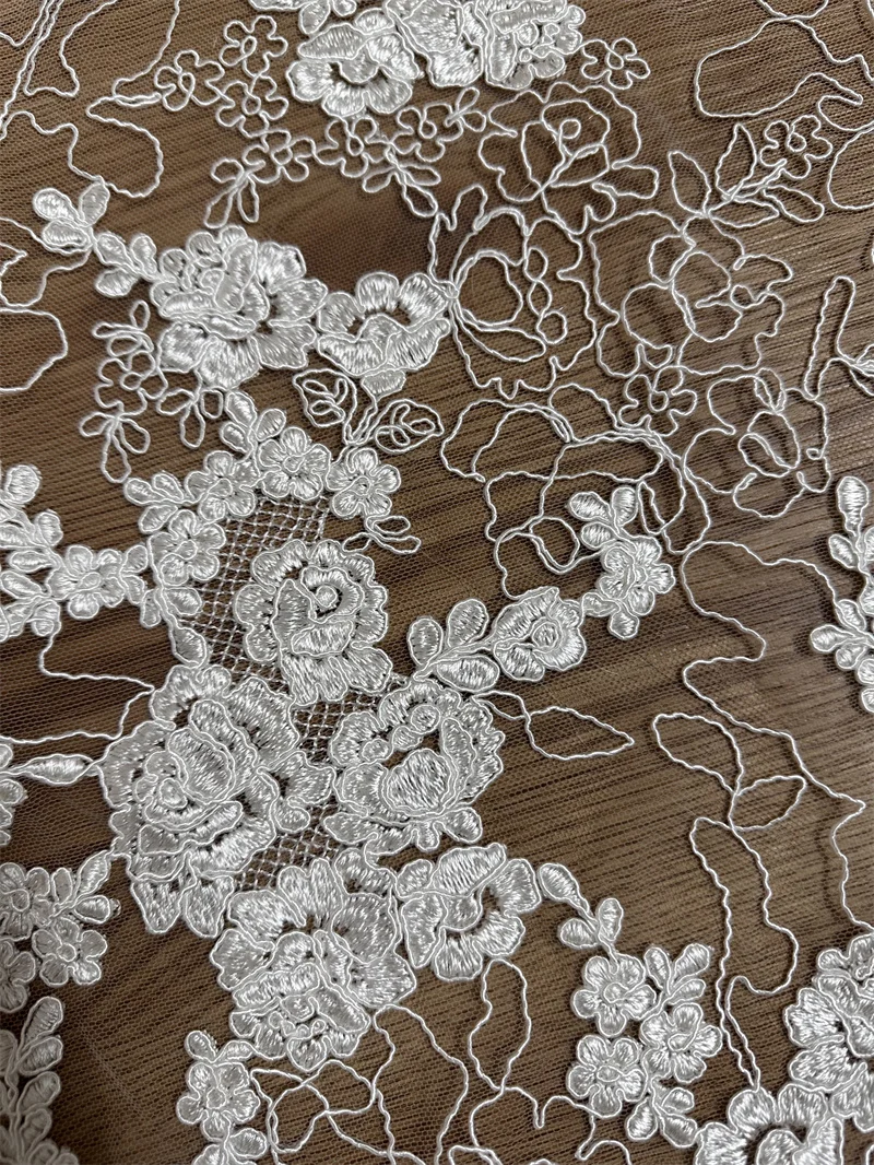 New Cord French Embroidery Off White Bridal Lace High Quality Guipure Wedding Dress Lace Sell By Yard