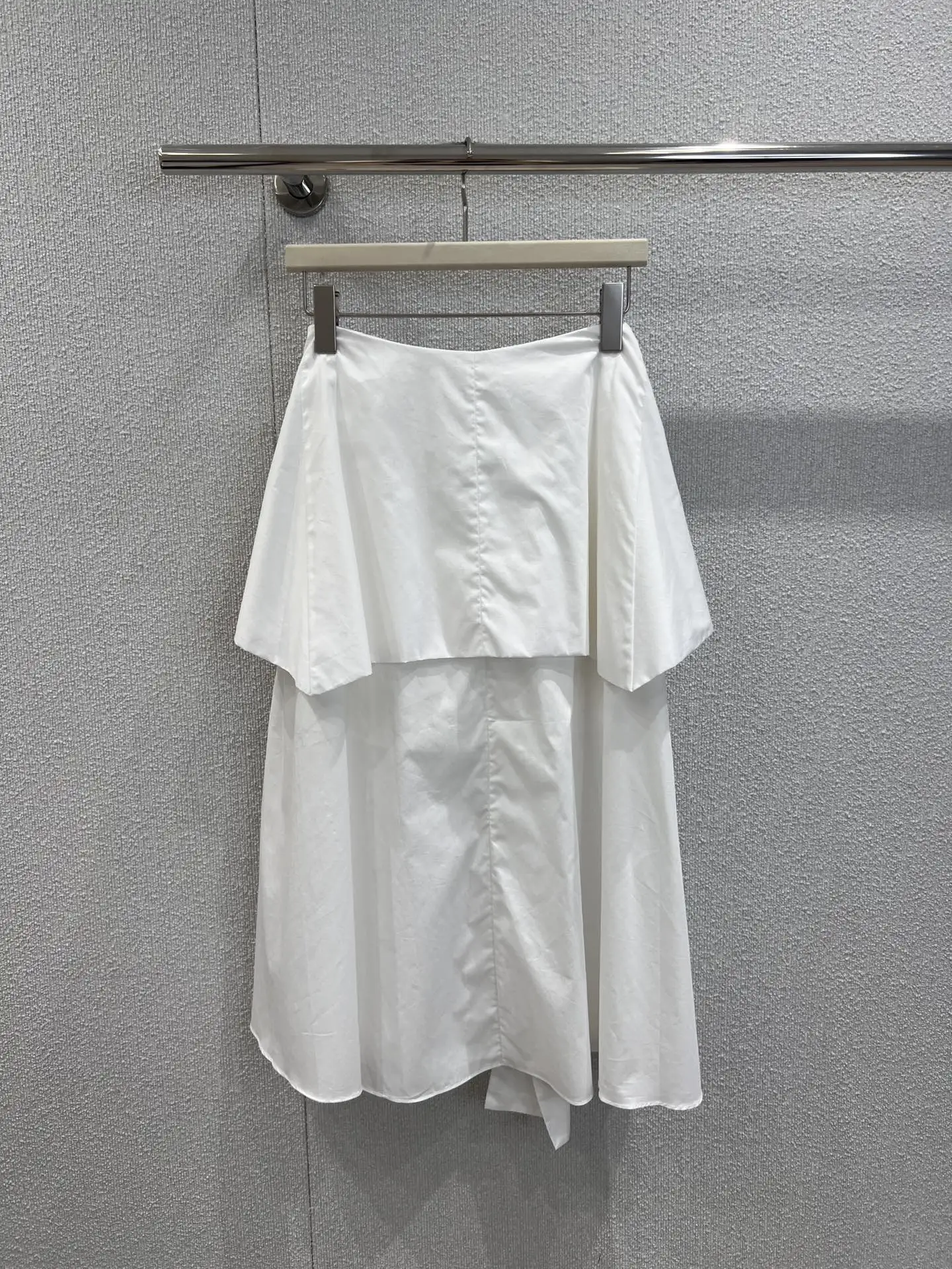 

25 Summer New Two-color Simple Fashion Temperament Strap Design Loose Skirt