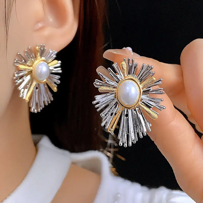 

Серьги Aurora Luxe с жемчугом Sunburst