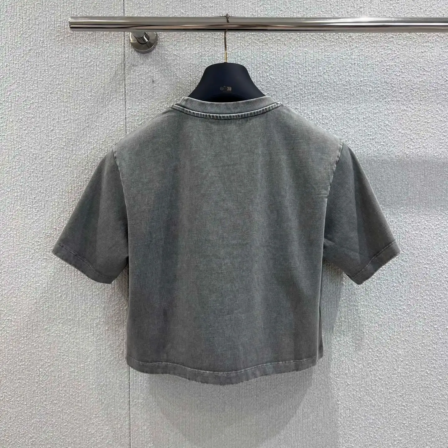 

25 Spring and Summer New Fried Color Distressed Beaded Short Round Neck Short Sleeve T-shirt Cotton Knitted
