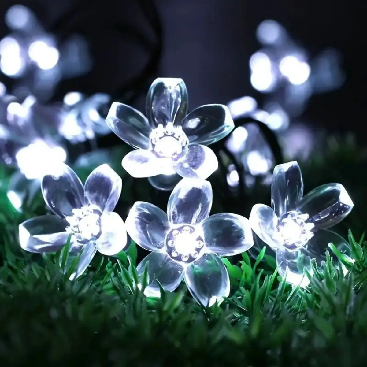 Solar powered household light LED cherry blossom light string, 8 modes of decorative lights, cold white light, button control