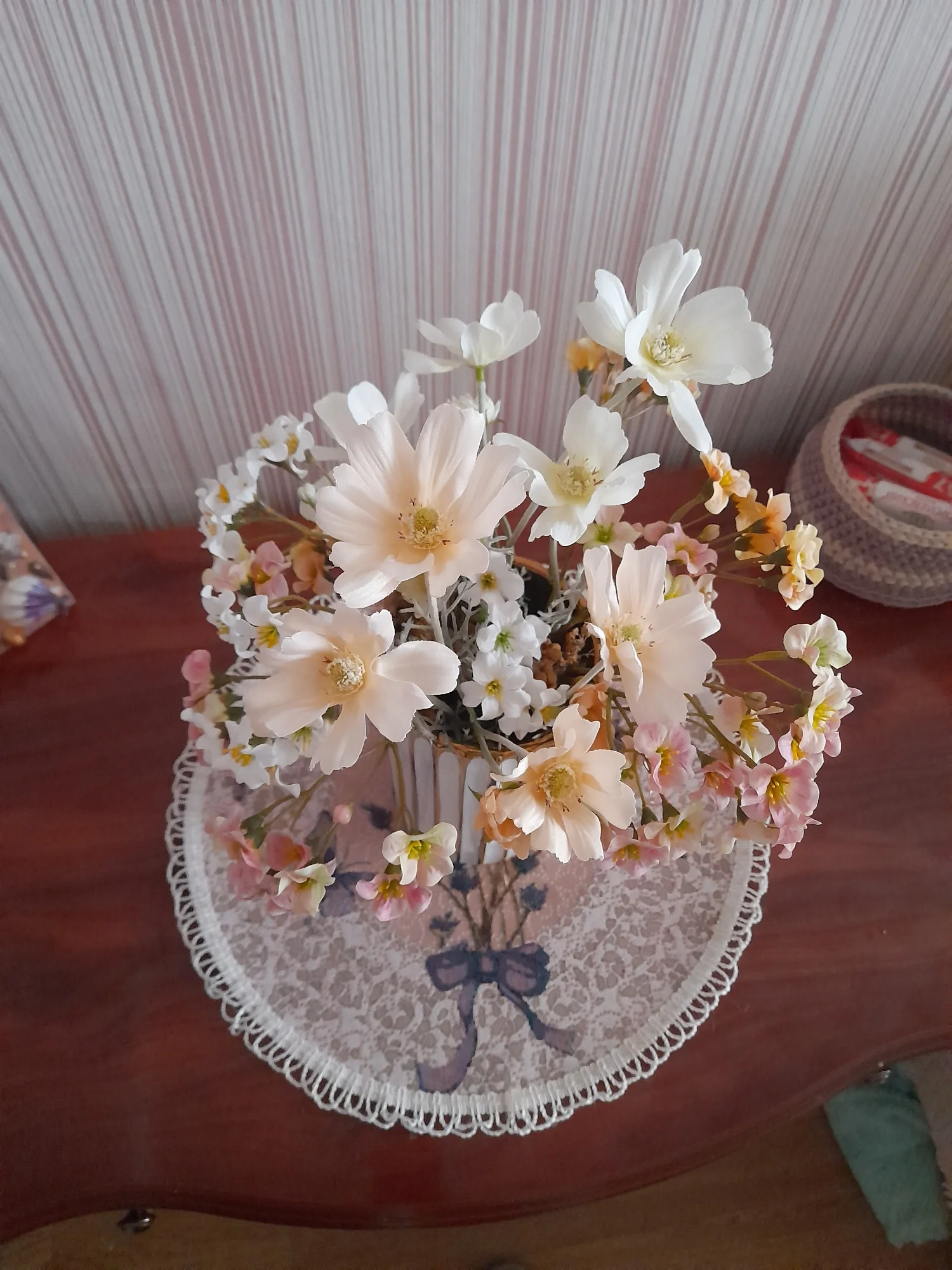 Chamomiles Silk Artificial Flower 60cm Daisy White Fake Flowers Room Wedding Home Table Decorations Party Diy Bouquet Gifts 1PCs photo review