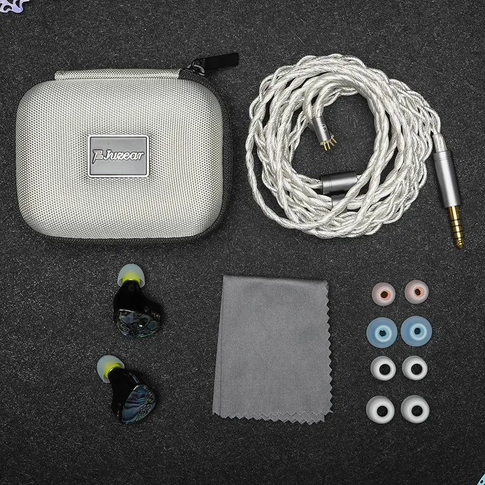 Butterfly JUZEAR 有線イヤホン 61T Butterfly 新品未開封　Juzeear 61T Earphones Monitors In-Ear Hi-Fi 6BA+1DD イヤホン