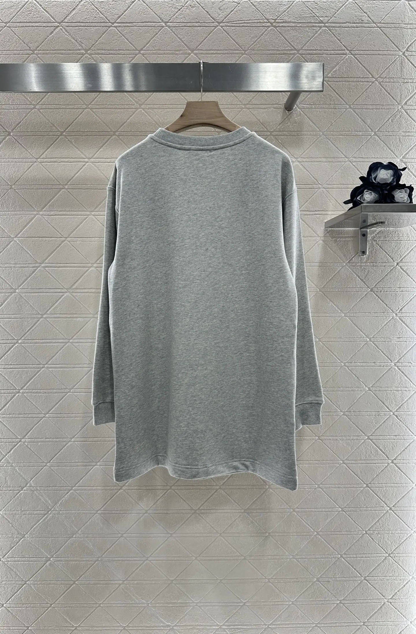 

2025 Spring and Summer Casual Loose New Fashion Women's Clothing Hot Diamond Cotton Round Neck Chain Long Sweater