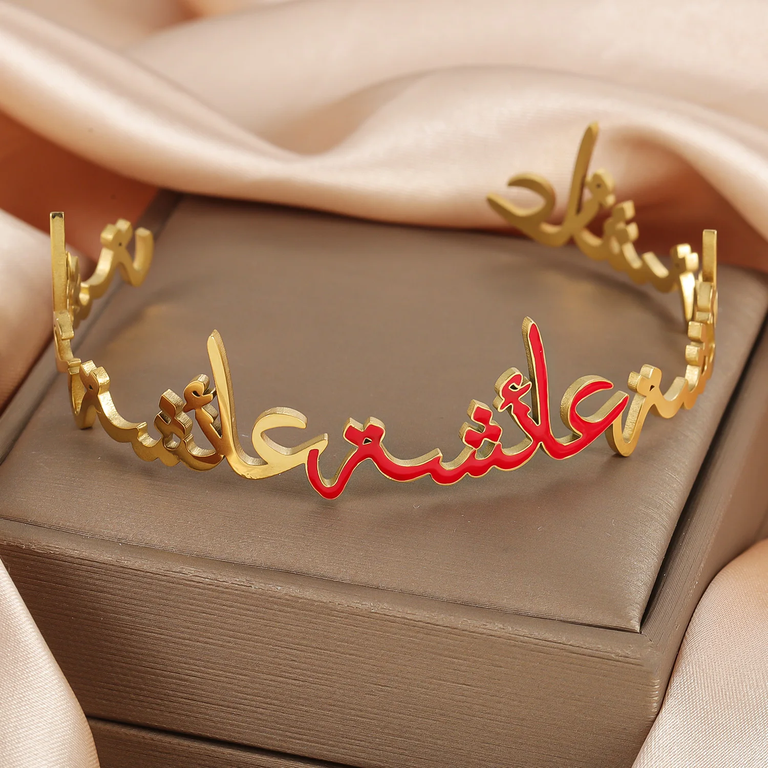 Customized Arabic Name Bracelet Personalization Enamel Bangle Adjustable Arabic Cycle Name Bracelet Islamic Gift for Women - view 2