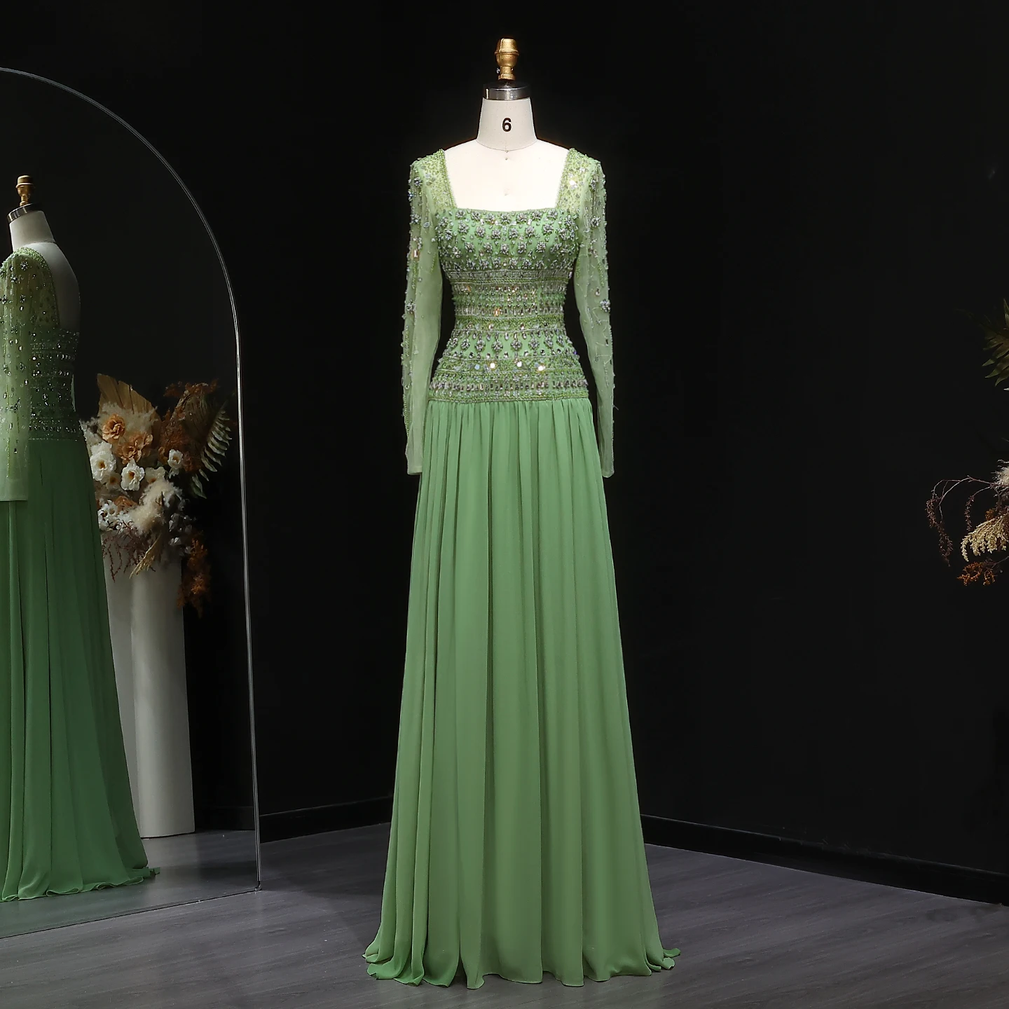 Sharon Said Funkelndes Fliederfarbenes Perlenbesetztes Plissiertes Chiffon-Abendkleid mit Fließendem Schal Dubai Saudi Hochzeitsfeier SS539 Maßanfertigung – Detail 24