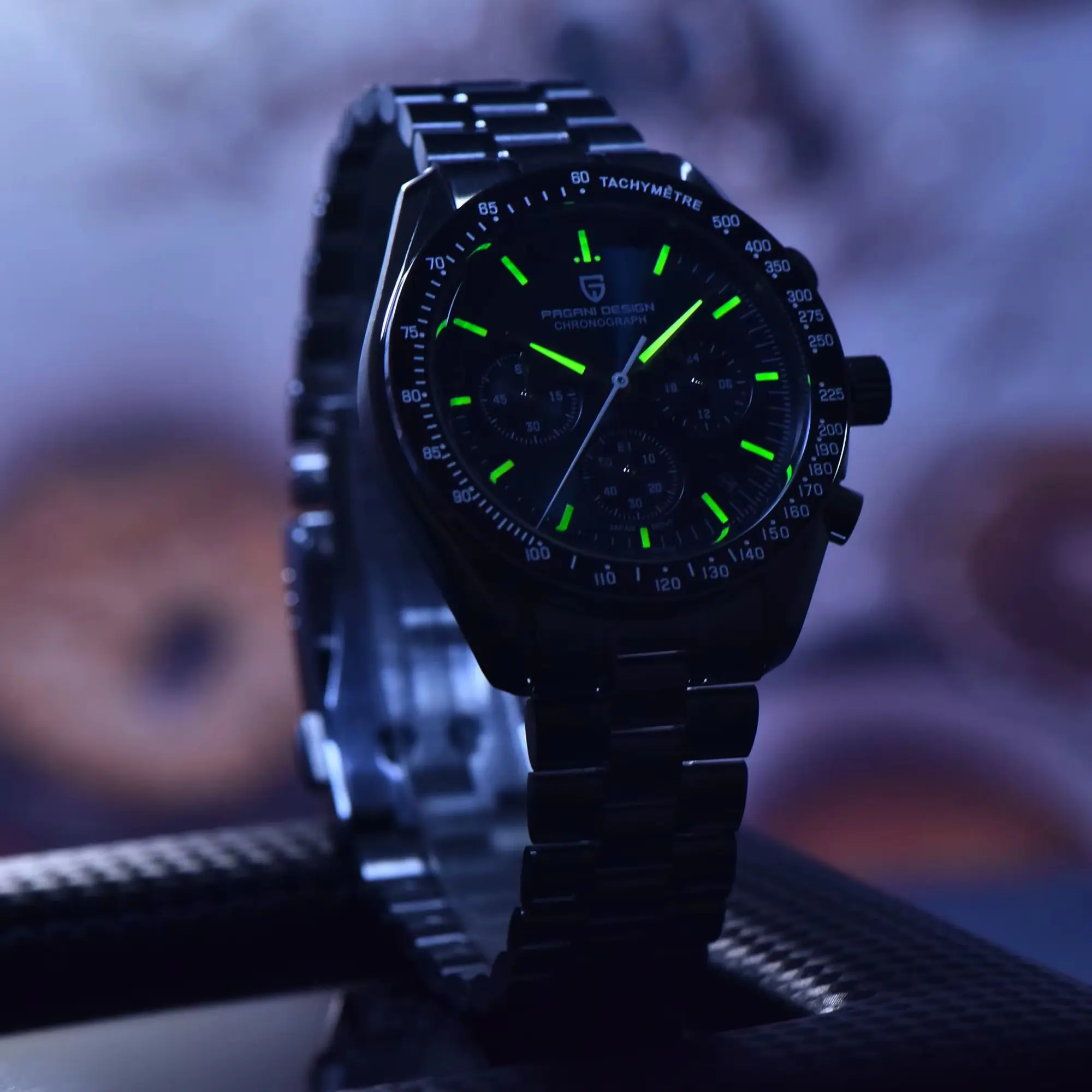 montre quartz retro luxe – vue détaillée