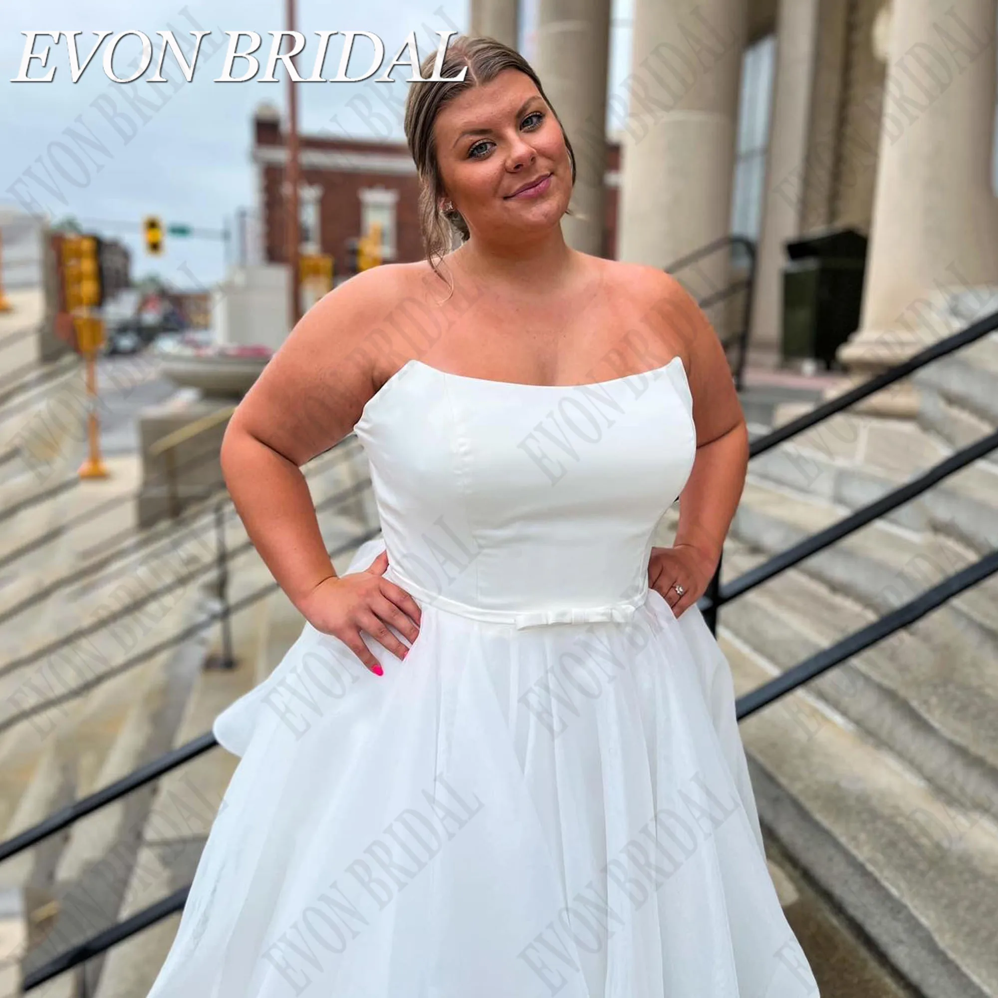 EVON-vestido De Novia sin tirantes para mujer, prenda De talla grande, sin mangas, De satén, escalonado, De tul, personalizadoEvon Bridal vestidos de bodas femeninos de talla grande sin tirantes vestidos de novia en ca