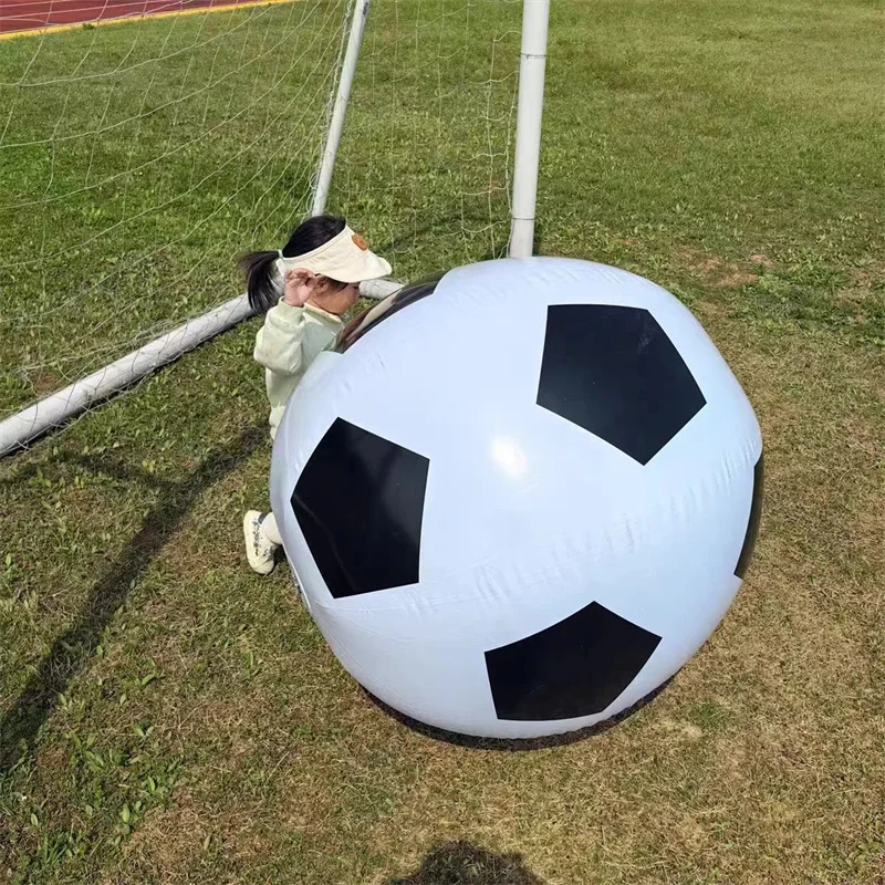 Nadmuchiwana zabawna kolorowa gigantyczna nadmuchiwana piłka nożna Balon plażowy sportowa siatka piłkarska czerwona ogrodowe obiekty rozrywkowe dla