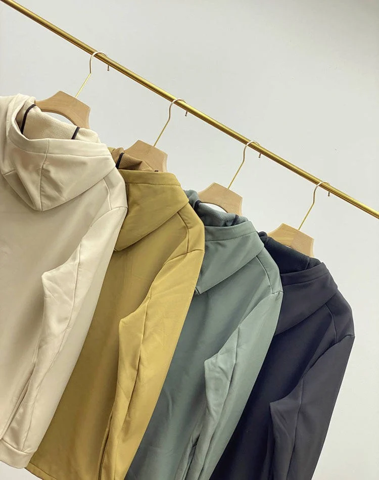 

2025 Jacket New Style Solid Color Simple Fashion Versatile Waterproof Sports Leisure Plush Unisex