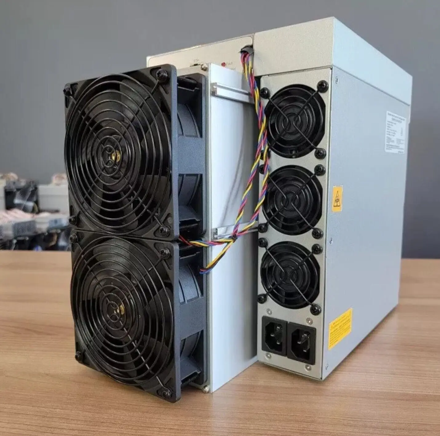 

TT BUY NOW ANTMINER L7 9.05Gh IN STOCK! BITMAIN ANTMINER L7!