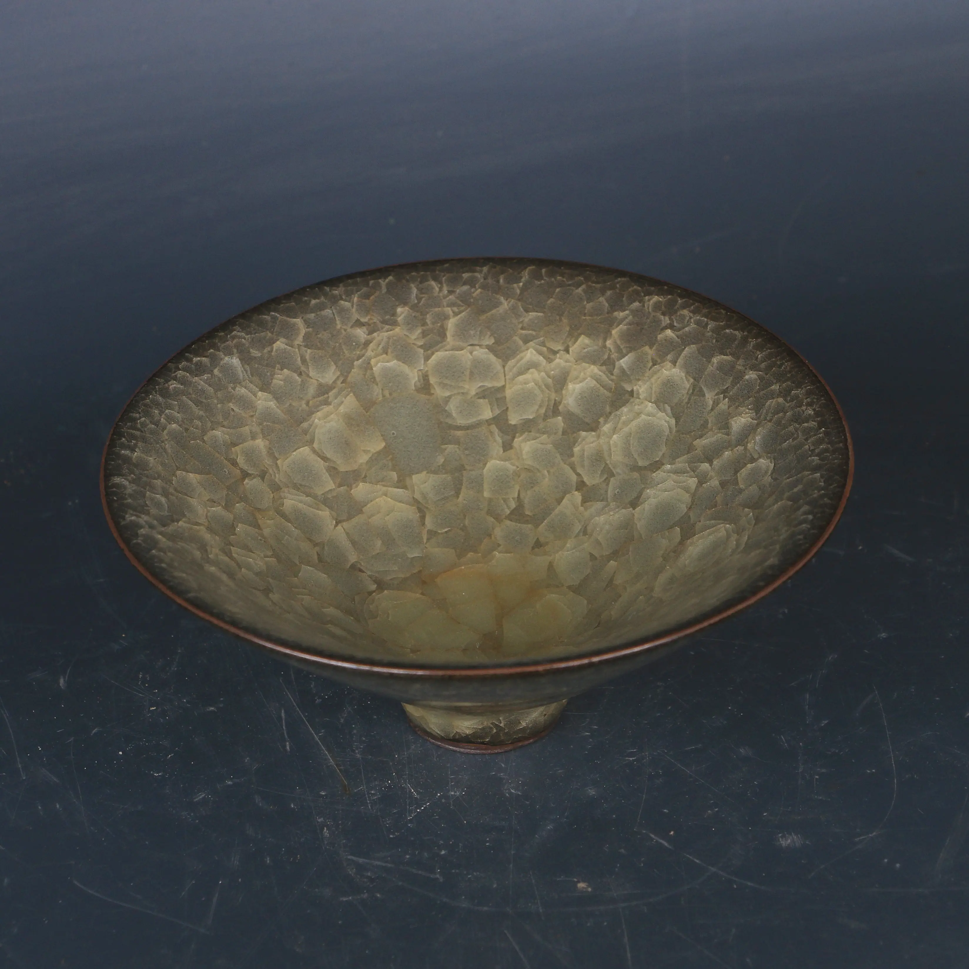 Song Guan Ware Style Ice Crackle Fish Scale Pattern Conical Tea Bowl Handmade Vintage Home Decor Collection