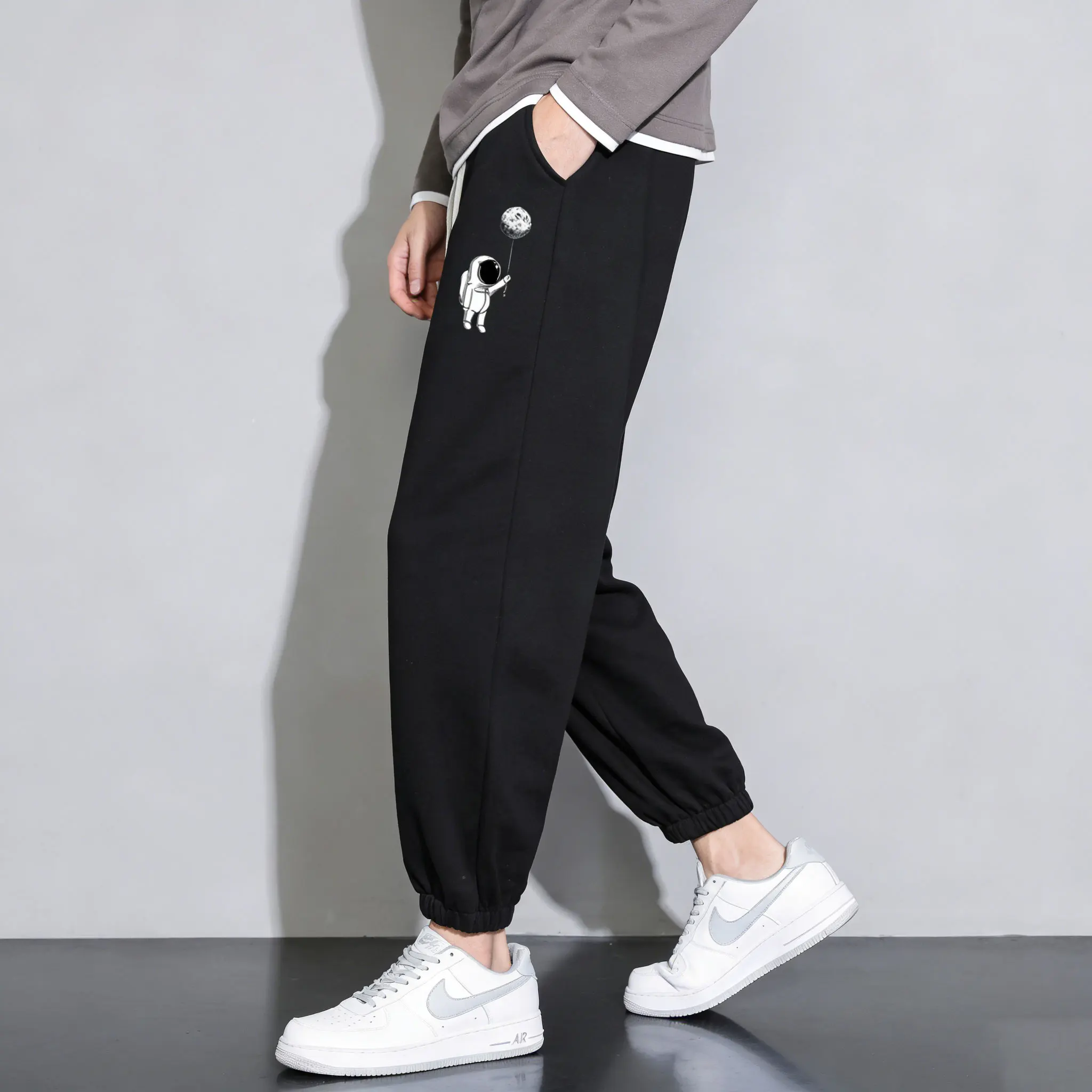 

Летние мужские брюки с мультяшным принтом, повседневные, однотонные, прямые, на шнурке, спортивные, для уличной моды, трендовые на каждый день