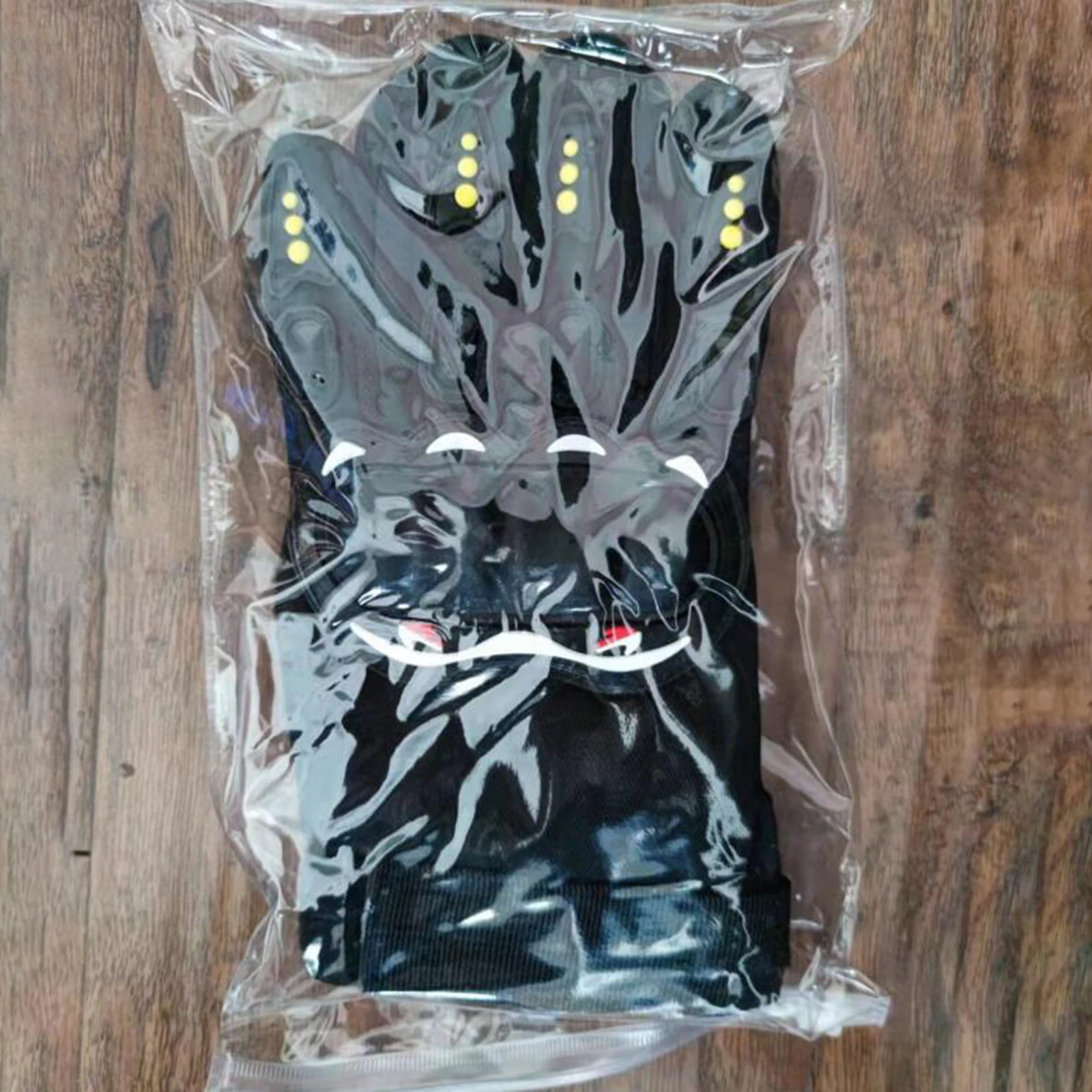 Thumbnail 3 - #8 Trending Skateboarding Gloves Right Now