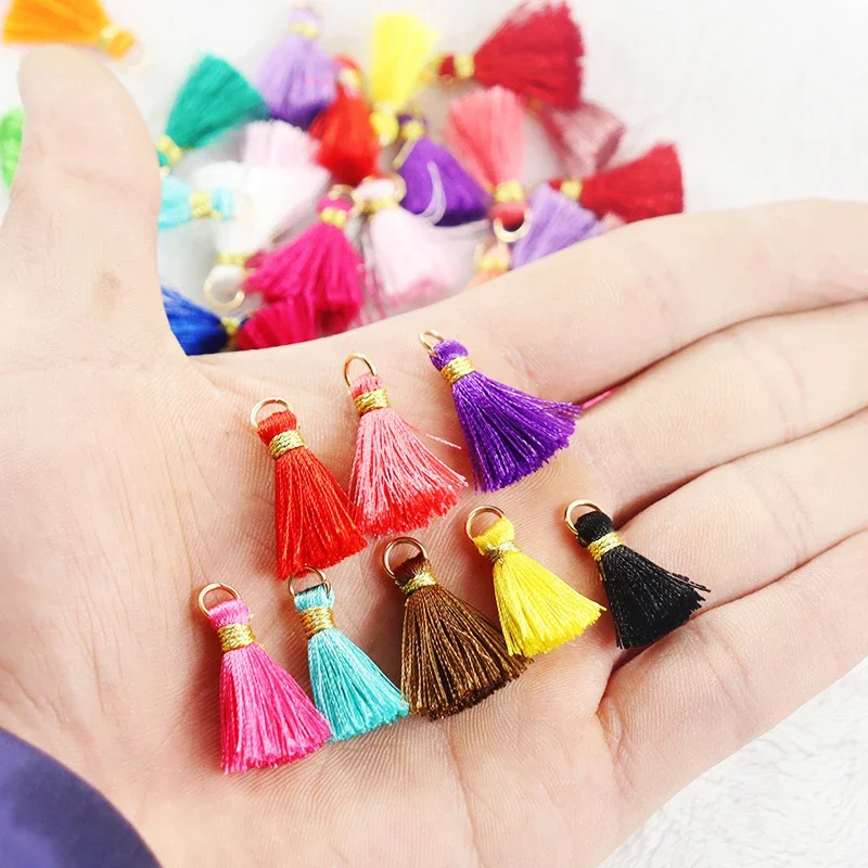 10/20/50 Stück 2,5 cm zarte Mischung Baumwolle Seide Quaste Pinsel Charm DIY Herstellung Quasten Ohrring Anhänger Schmuck Zubehör Finden