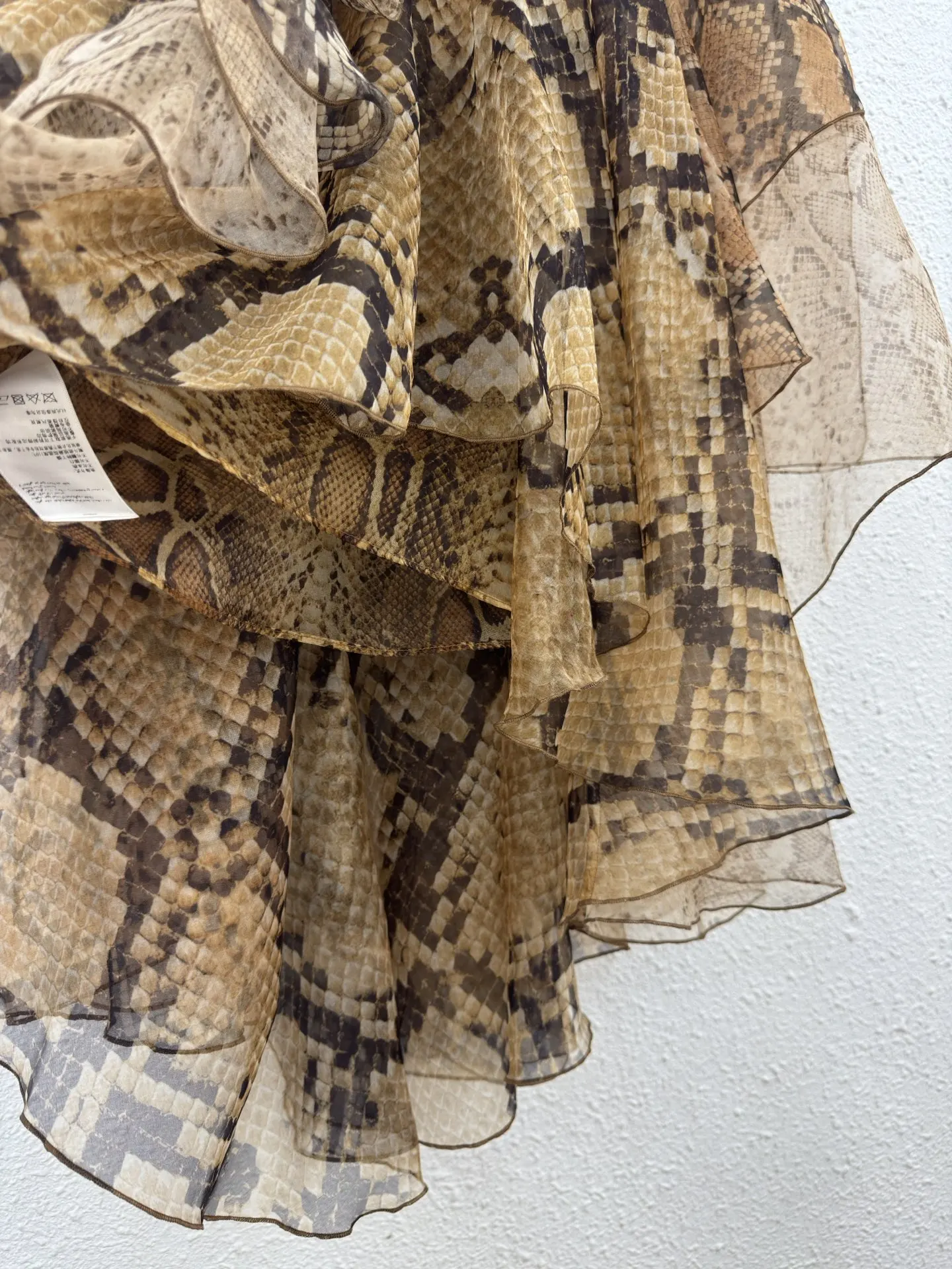 

100% натуральный шелк, высокое качество, весна-лето, новые женские топы на шнуровке с принтом, элегантная шикарная роскошная милая винтажная повседневная блузка с рюшами