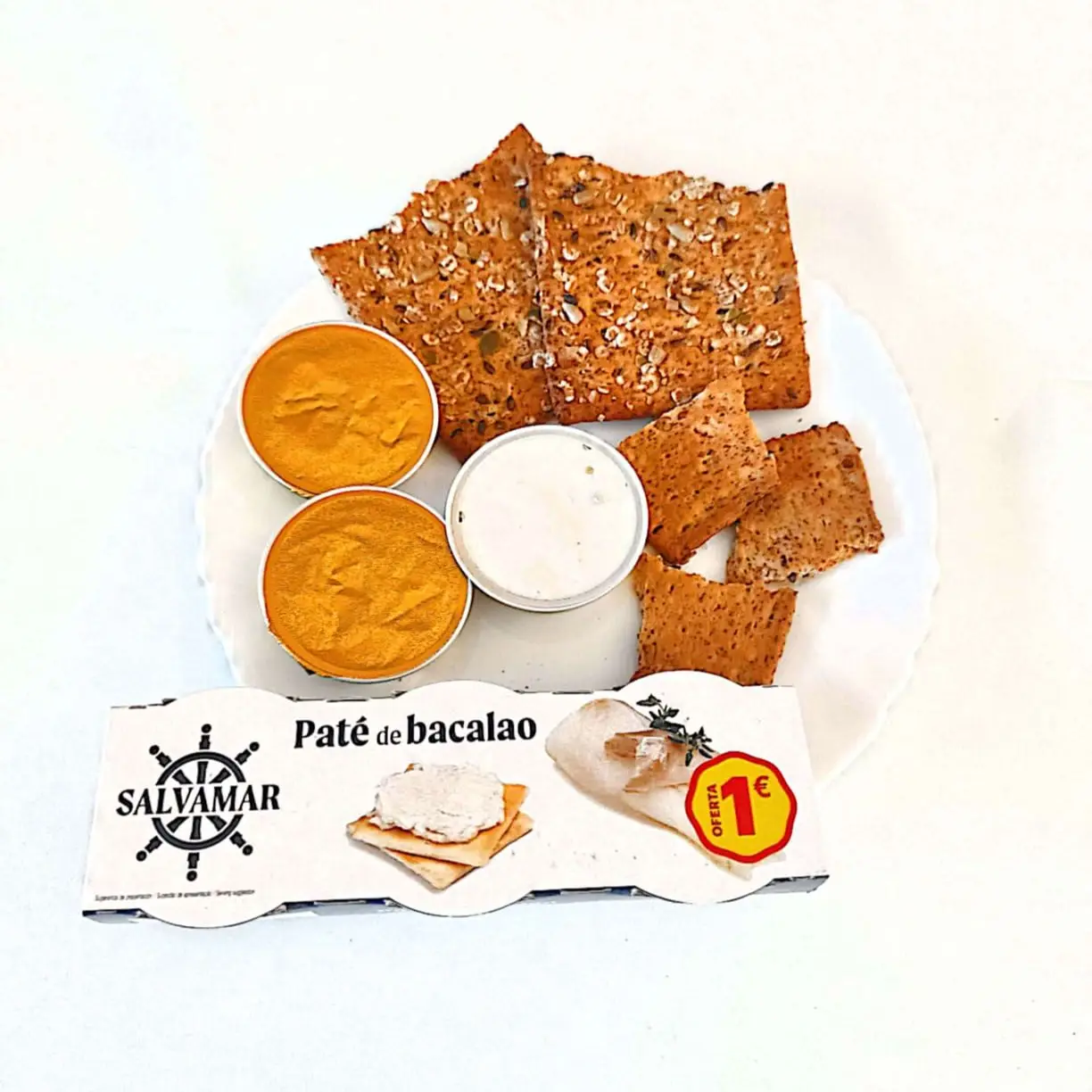 Paté de Bacalao Salvamar - Delicioso paté en monodosis con auténtico sabor a Bacalao - Cada estuche contiene 3 monodosis de 23gr cada una - La caja