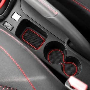 Renault Clio 4 için arabanın kapısının açılmasından çıkan paspaslar, Bir bardak altlığı, kapının kapısının kıvrımında bir kadeh şarap için kaymaz destek, iç kısımdaki kapı, 2019, 2018, 2017, 2016, 2015, 2014 6 renault clio için ana satış paspasları-no. 4