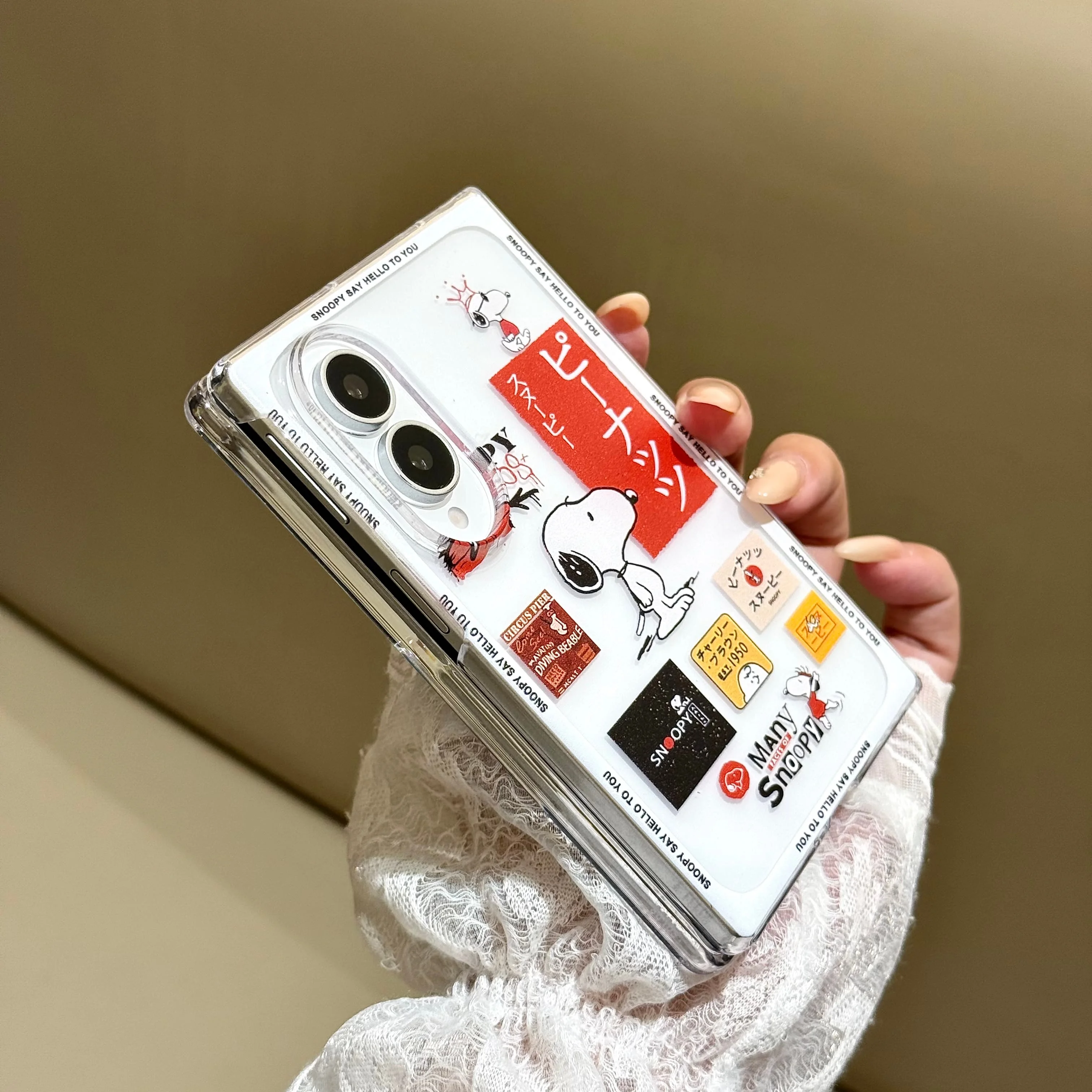 Urocze etui na telefon w stylu retro z postaciami z kreskówek, wykonane techniką IMD Laser, do Samsung Galaxy Z Fold 8, Z Fold 8 Ultra, z uroczym breloczkiem i ochroną przed upadkiem. — zdjęcie produktu 2