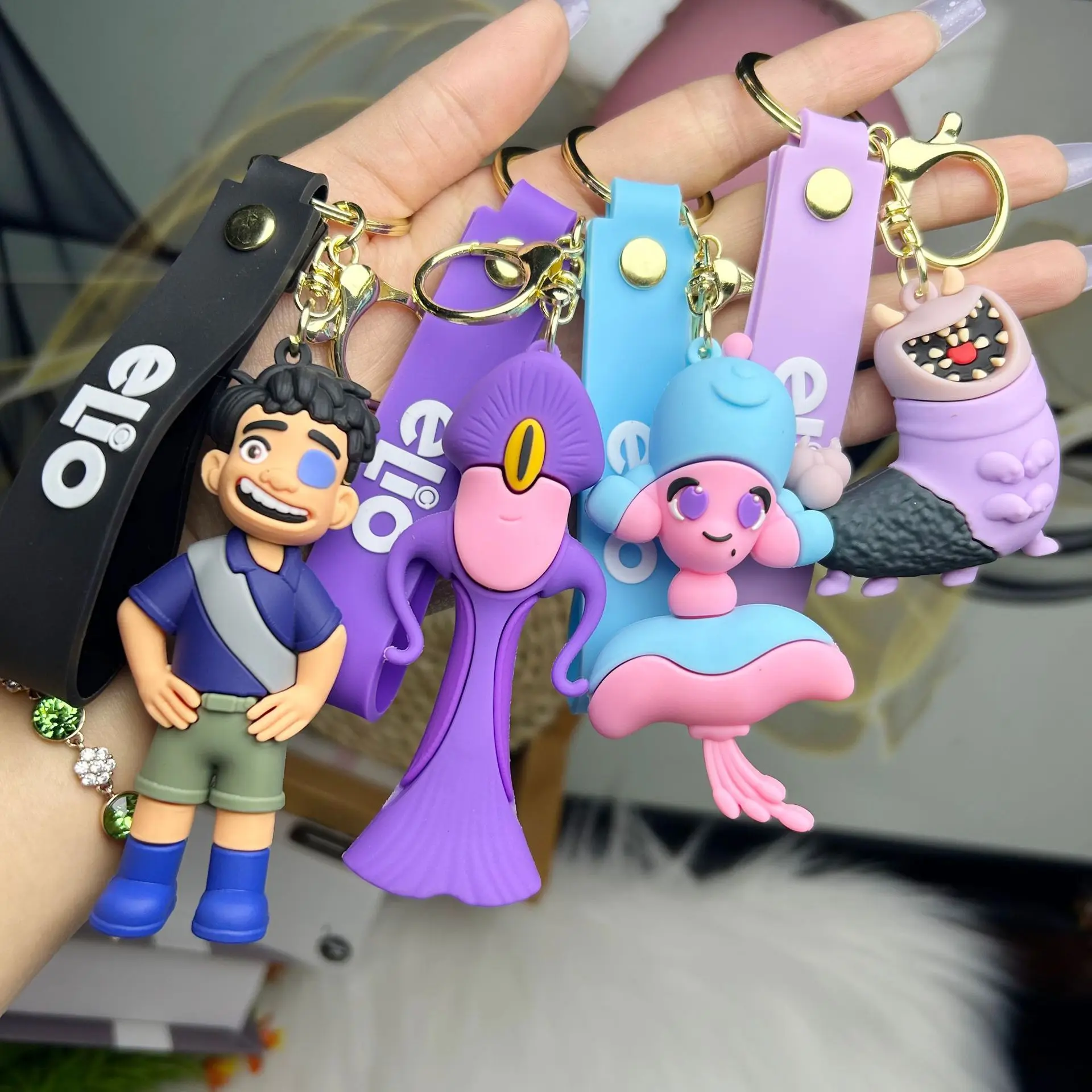 Anime Elio Keychain Kawaii Cute Elio and Monster Cosplay Action Figure Toys KeyRing KeyChain Gifts For Kids Girls Halloween