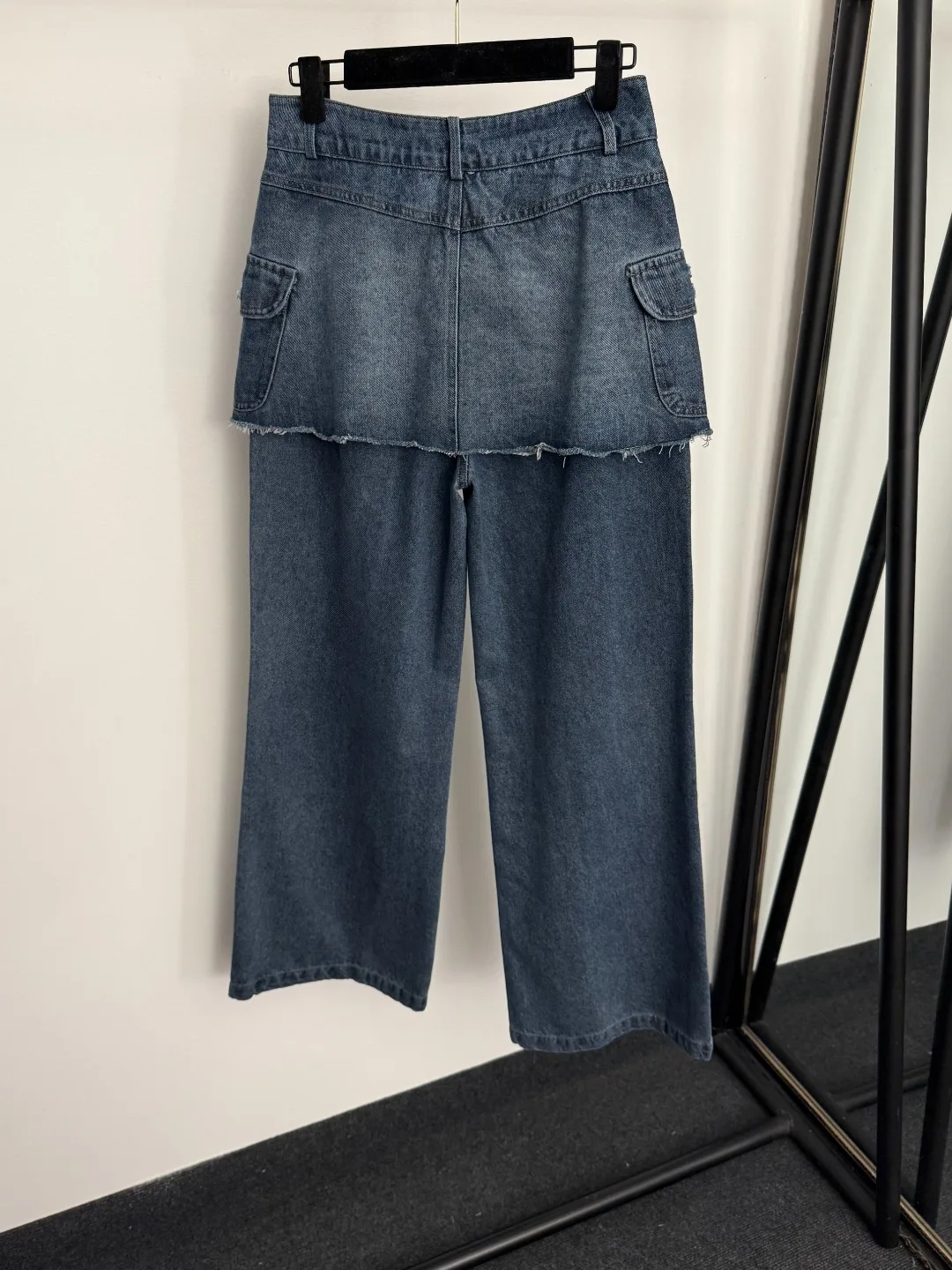 

Зима 2025, новые женские наклеенные тканевые искусственные две части сращенных джинсовых брюк