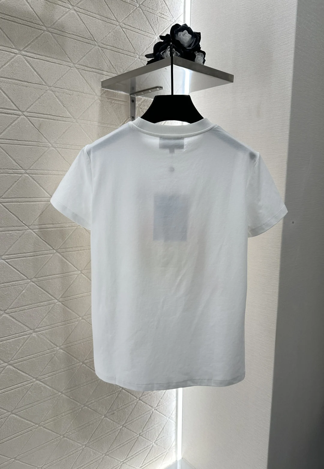 

2025 New T-shirt O-neck Solid Short-sleeved Fashionable Versatile Slimming Figure-hugging Spring Summer
