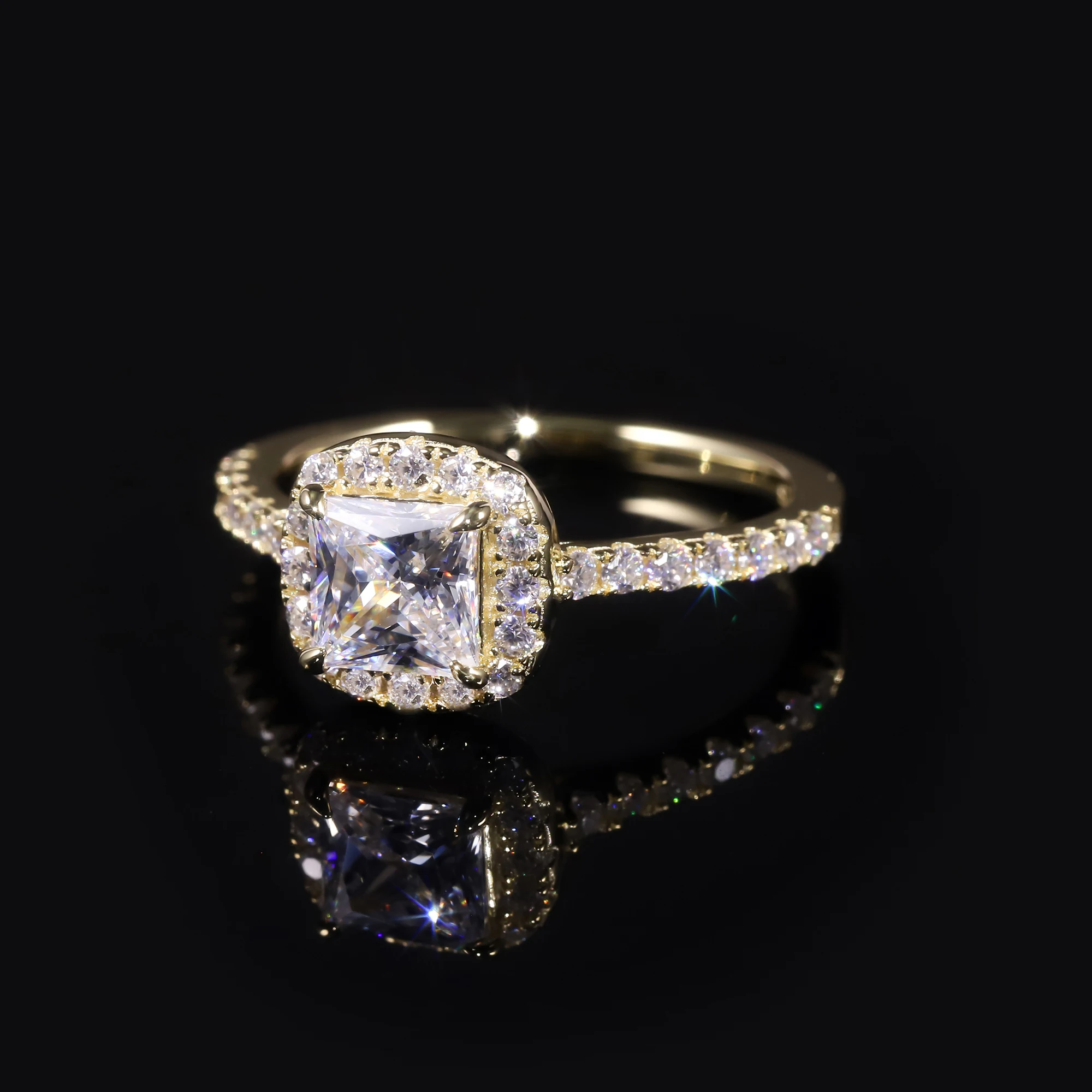 GEM'S BALLET 1.0CTW 5.5mm Princess Cut Halo Moissanite Engagement Ring with Side Stones in 18k Gold Plated 925 Sterling Silver
