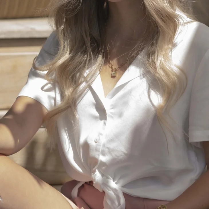 

Персонализированное ожерелье с гравировкой инициалами, высококачественная водонепроницаемая подвеска с замком из нержавеющей стали, лучший праздничный подарок для девочек