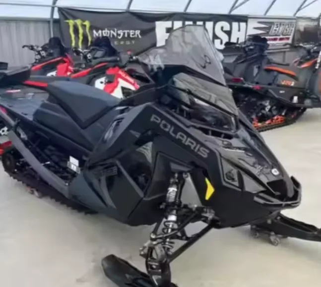 تصدير أوروبا 2026 Voyageur SP 146 Motoneiges عربات الثلوج مغامرة في نهاية المطاف للطرق الوعرة الرياضات الشتوية للبيع #1