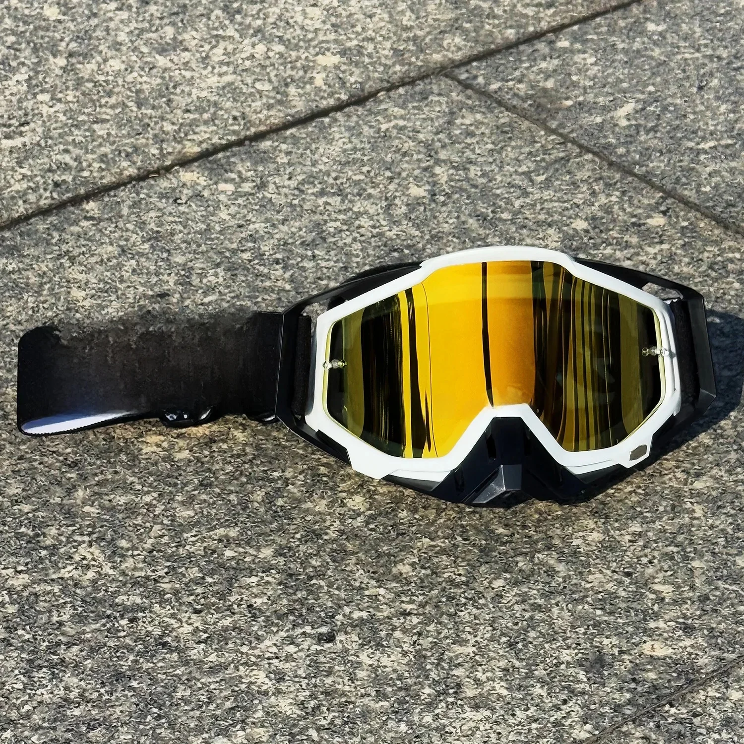 AliExpress Hot 100 Motorcycle Goggles Cycling Glasses Outdoor Off-Road Ski Sport MX ATV Dirt Bike Racing Glasses Motocross Bicycle Goggles