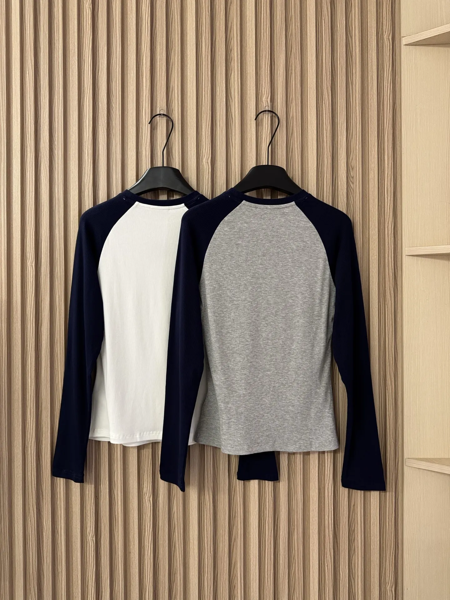 

25 Fall/Winter New Style Shoulder-Placed Long-Sleeved Ribbed Stretch T-Shirt for Women