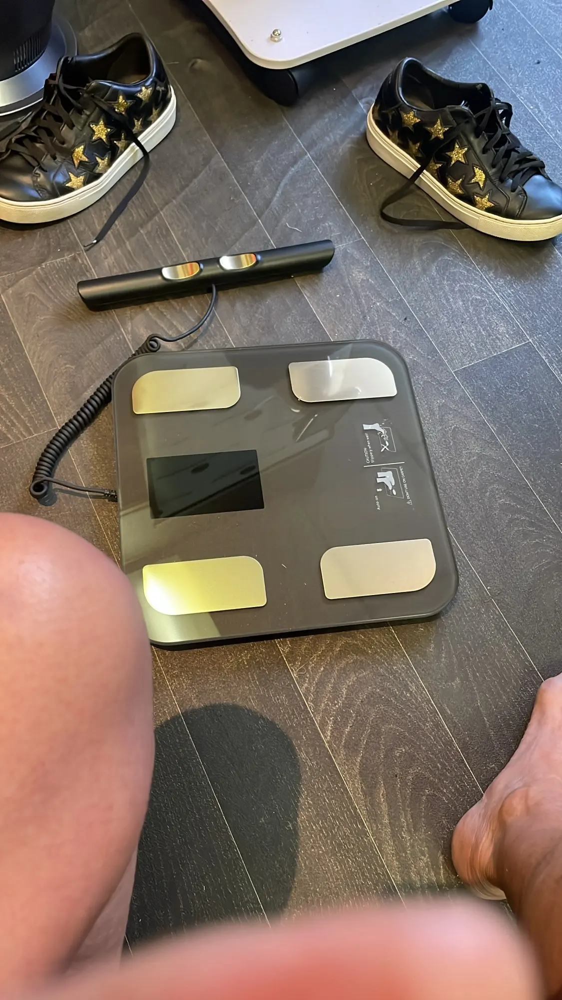 Smart Body Composition Scale with Handheld Sensor – 1.5 m Spiral Cable | Fitness & Health Tracker