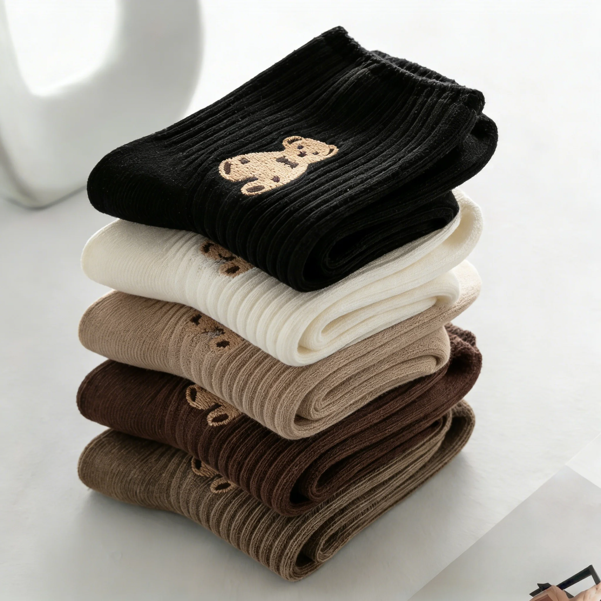 

Уютные 5-парные носки с плюшевым мишкой из мультфильма: универсальные новые носки для экипажа, идеально подходящие для повседневной носки для женщин и детей