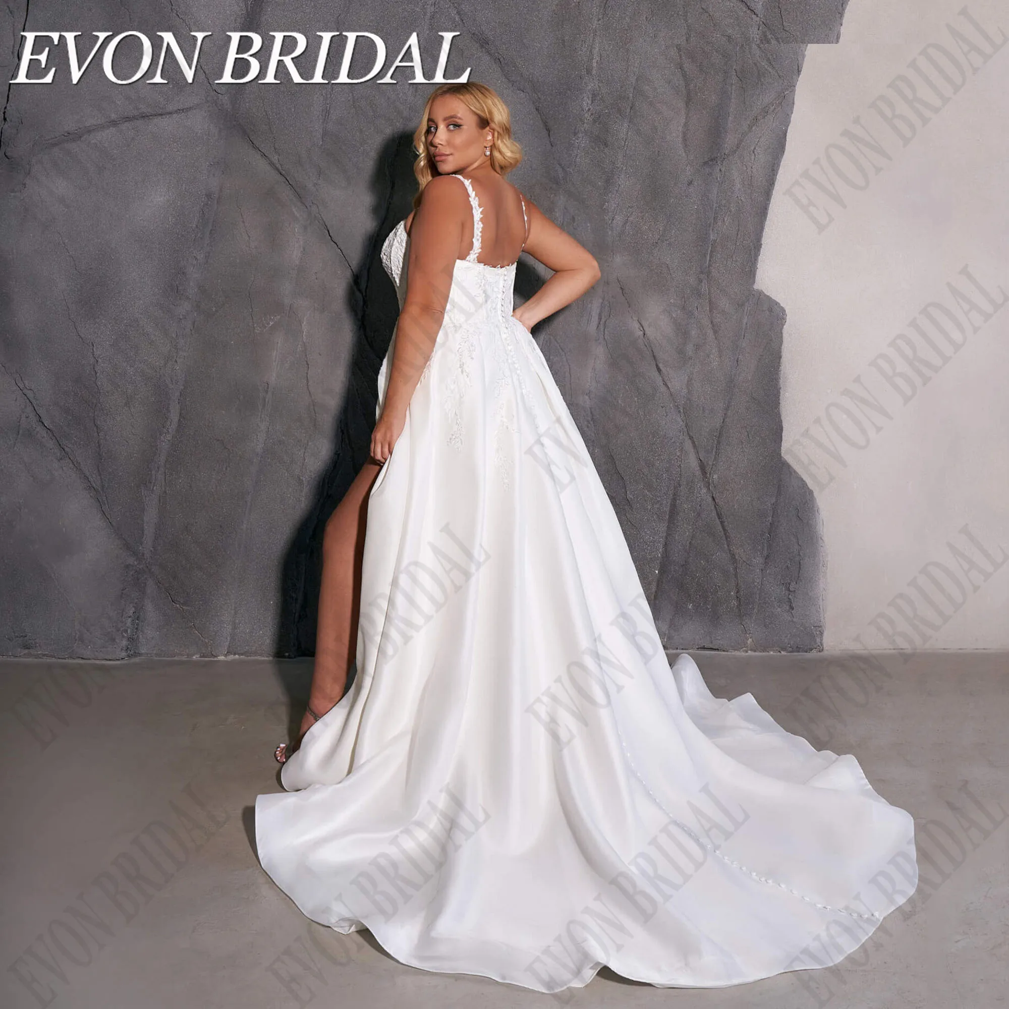 EVON BRIDAL Vestido De Noiva De Cetim Personalizado Plus Size Applique Side Split Elegante Vestidos De Noiva robe de mariée bohème Sem MangasEVON noiva personalizado vestido de casamento de esponja grande decalque late