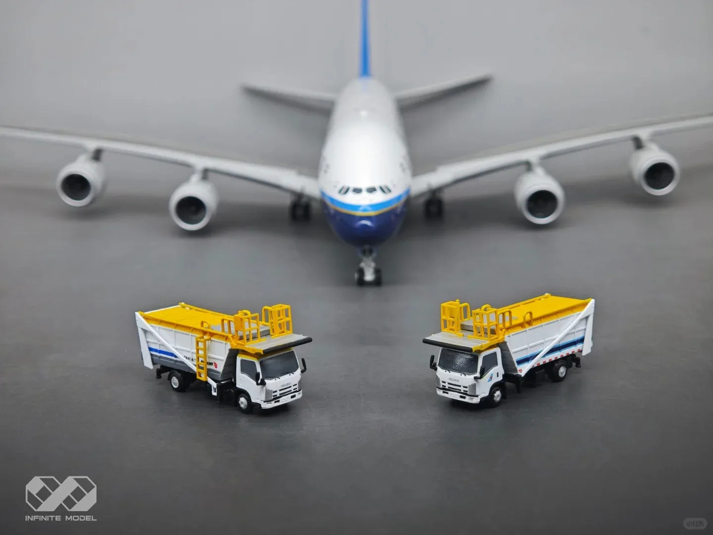 

1/1200 Airport Air China garbage Truck Finished 3D Printed Aviation Model