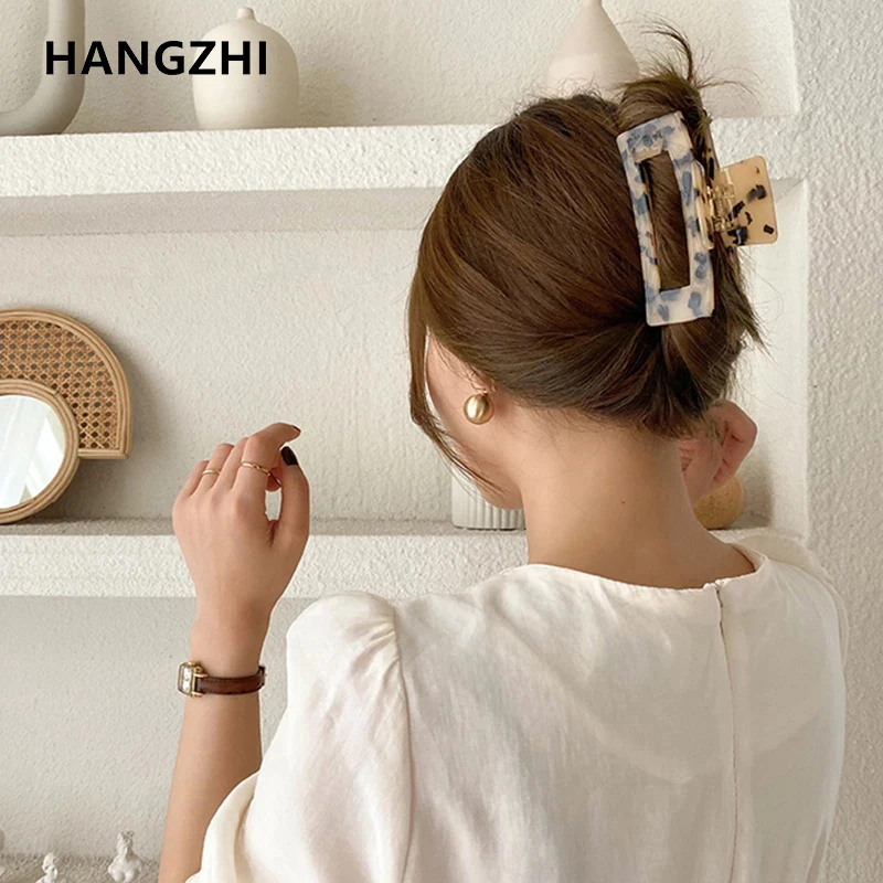 HangZhi 2020 New Korean Retro Hair Claws  Clamp Hollow Geometric Square Leopard Pattern Ponytail Hair Grabbing Clips for Women